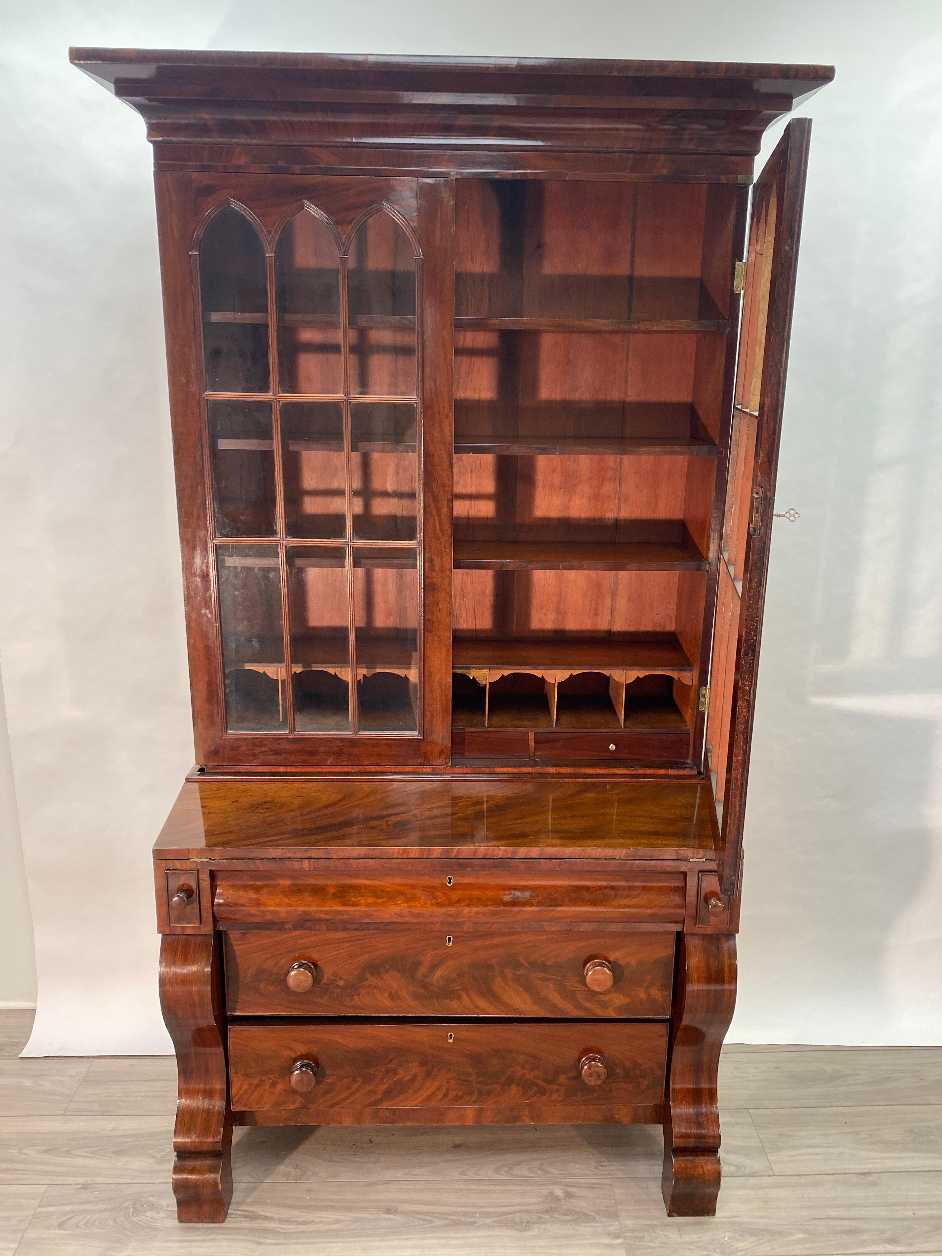 Early 19th Century Mahogany American Empire Secretary with Bookcase  12