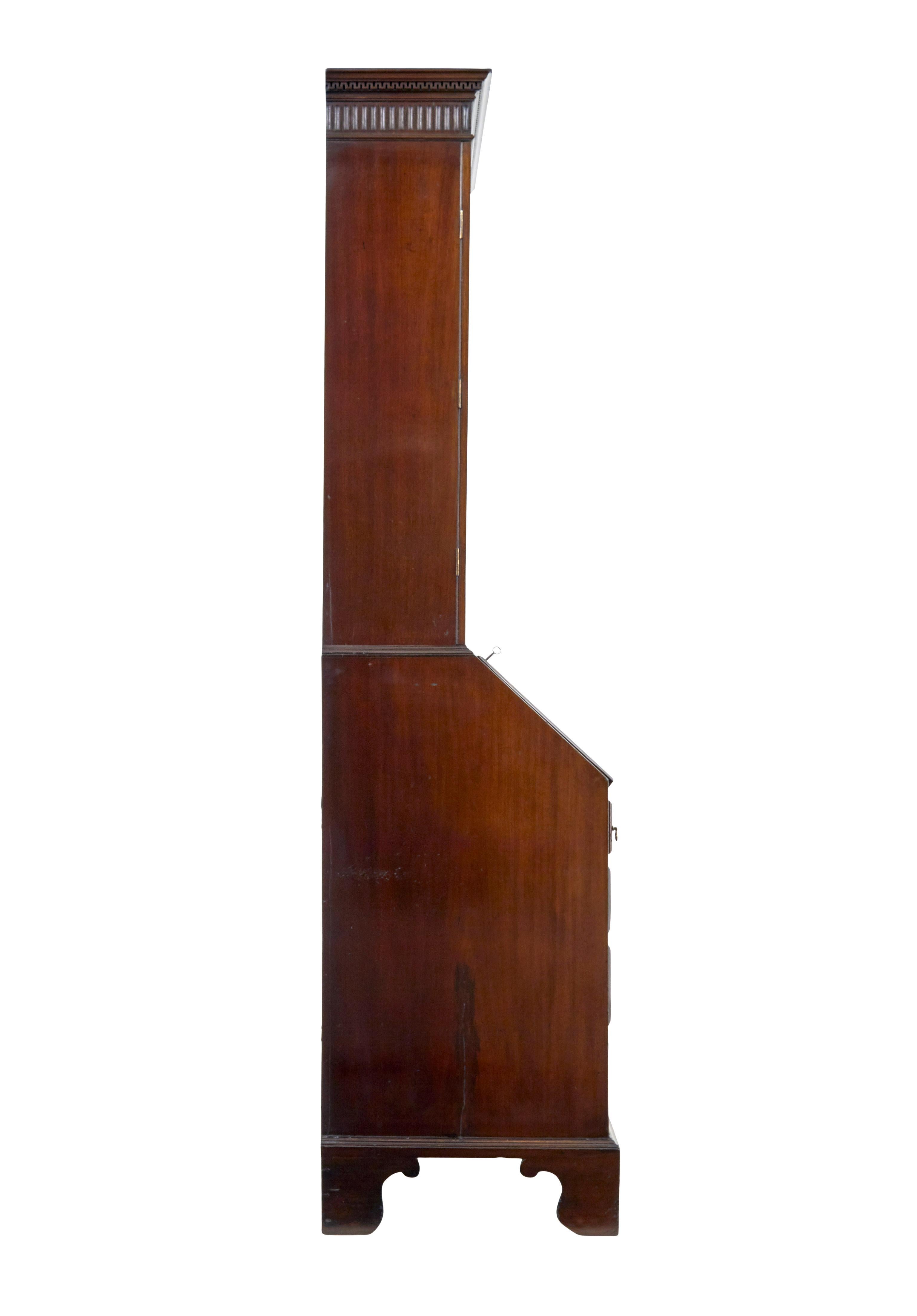 Early 19th century mahogany astral glazed bureau bookcase In Good Condition For Sale In Debenham, Suffolk