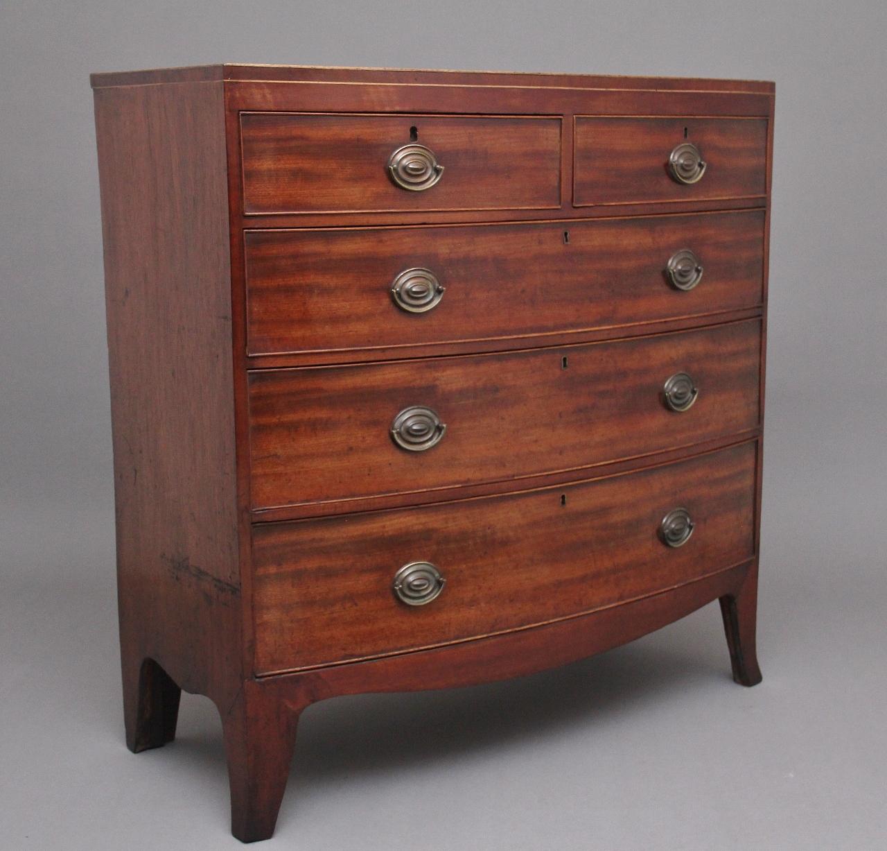 Georgian Early 19th Century mahogany bowfront chest