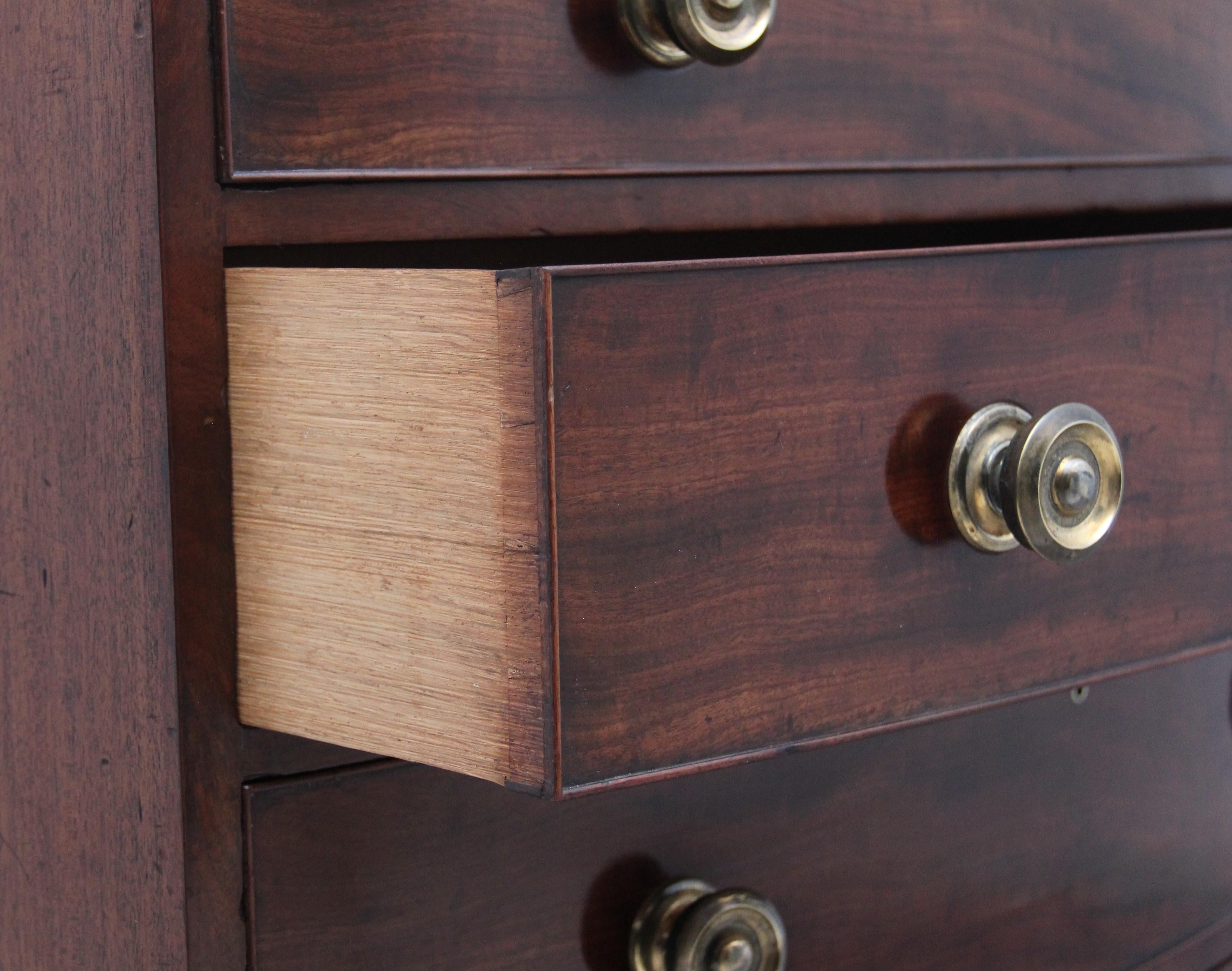 Early 19th Century mahogany bowfront chest of drawers 4