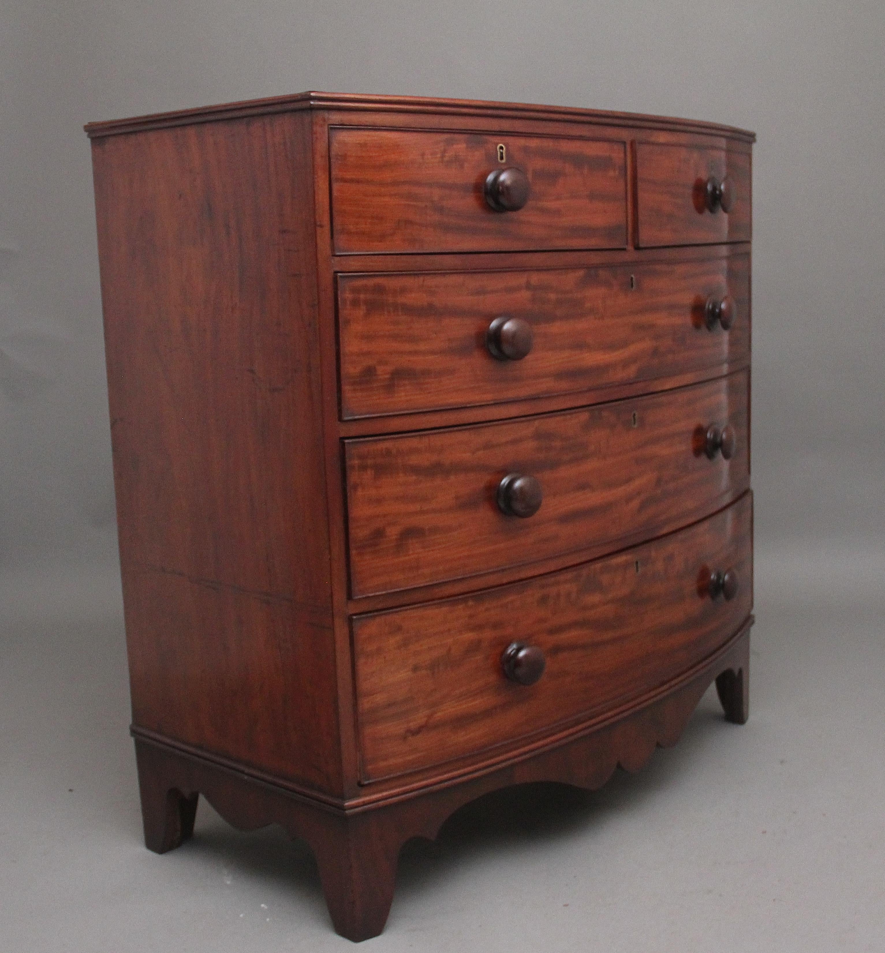 Georgian Early 19th Century mahogany bowfront chest of drawers