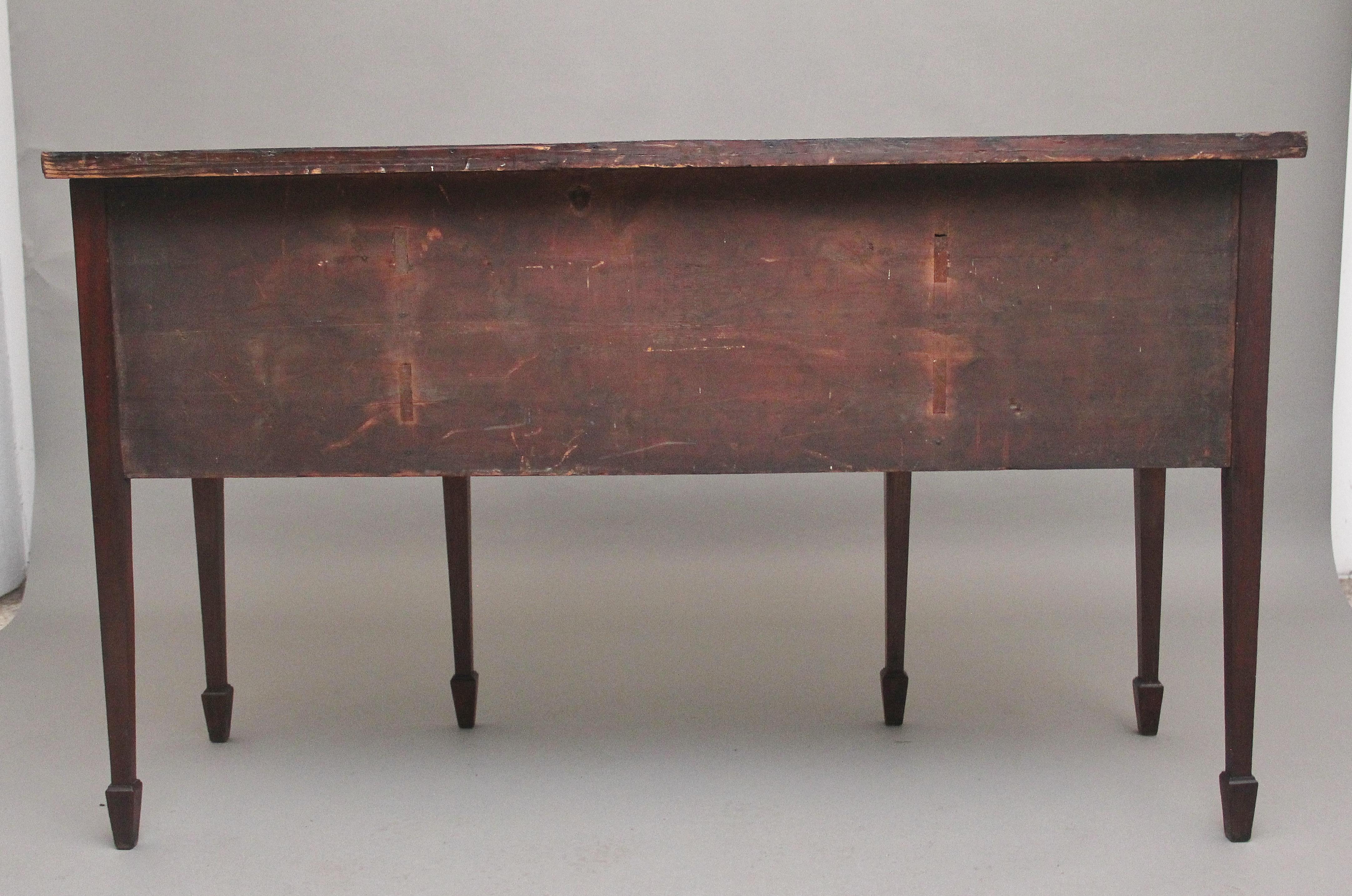 Early 19th Century mahogany bowfront sideboard For Sale 1