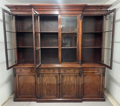 Early 19th Century mahogany break front bookcase