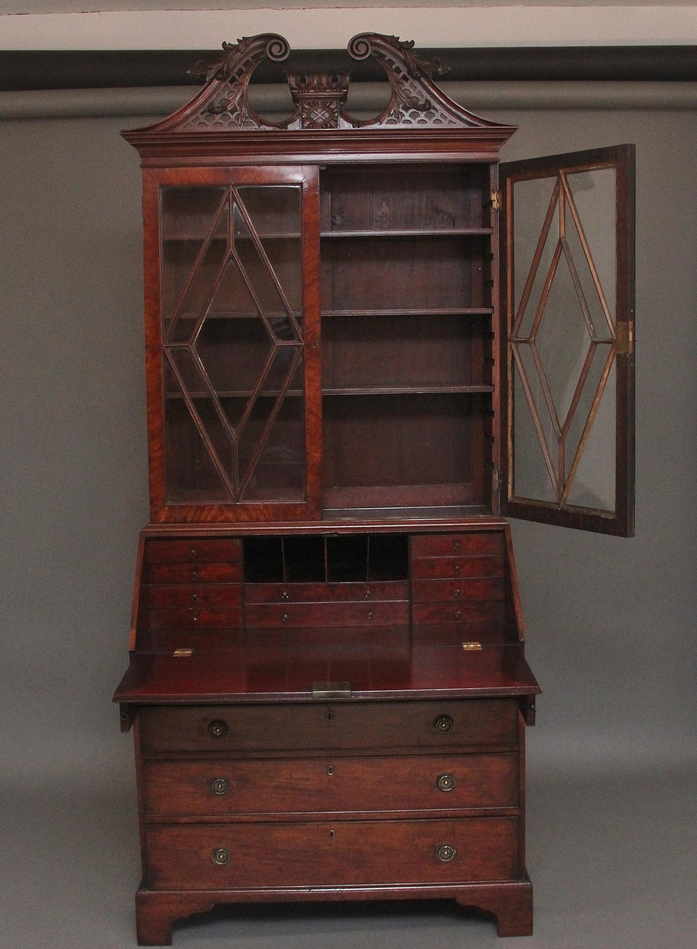 Regency Early 19th Century mahogany bureau bookcase For Sale
