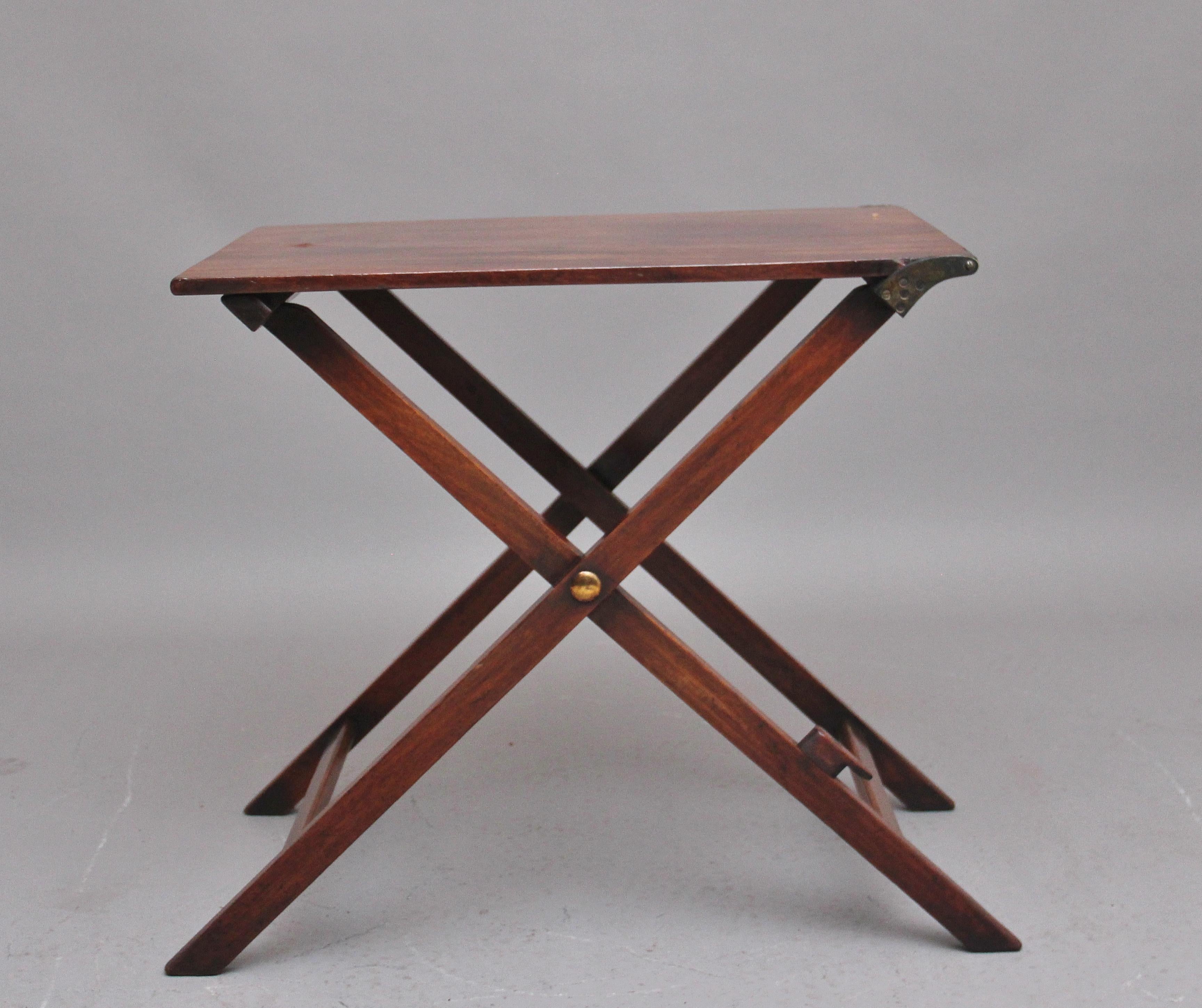 Early 19th Century Mahogany Butlers Tray on Stand For Sale 1