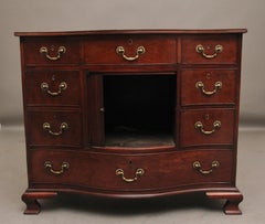Early 19th Century mahogany chest of drawers