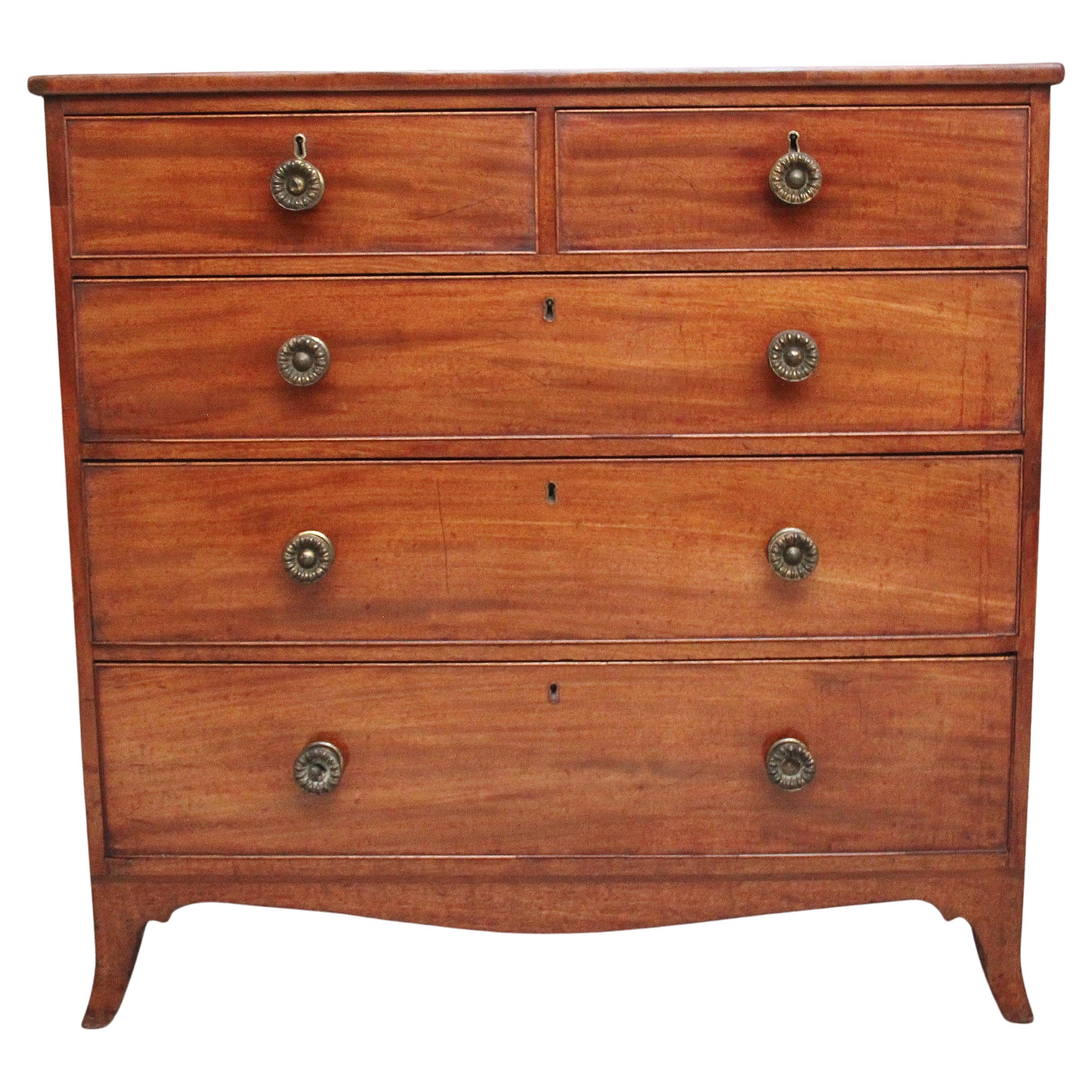 Early 19th Century Mahogany Chest of Drawers For Sale