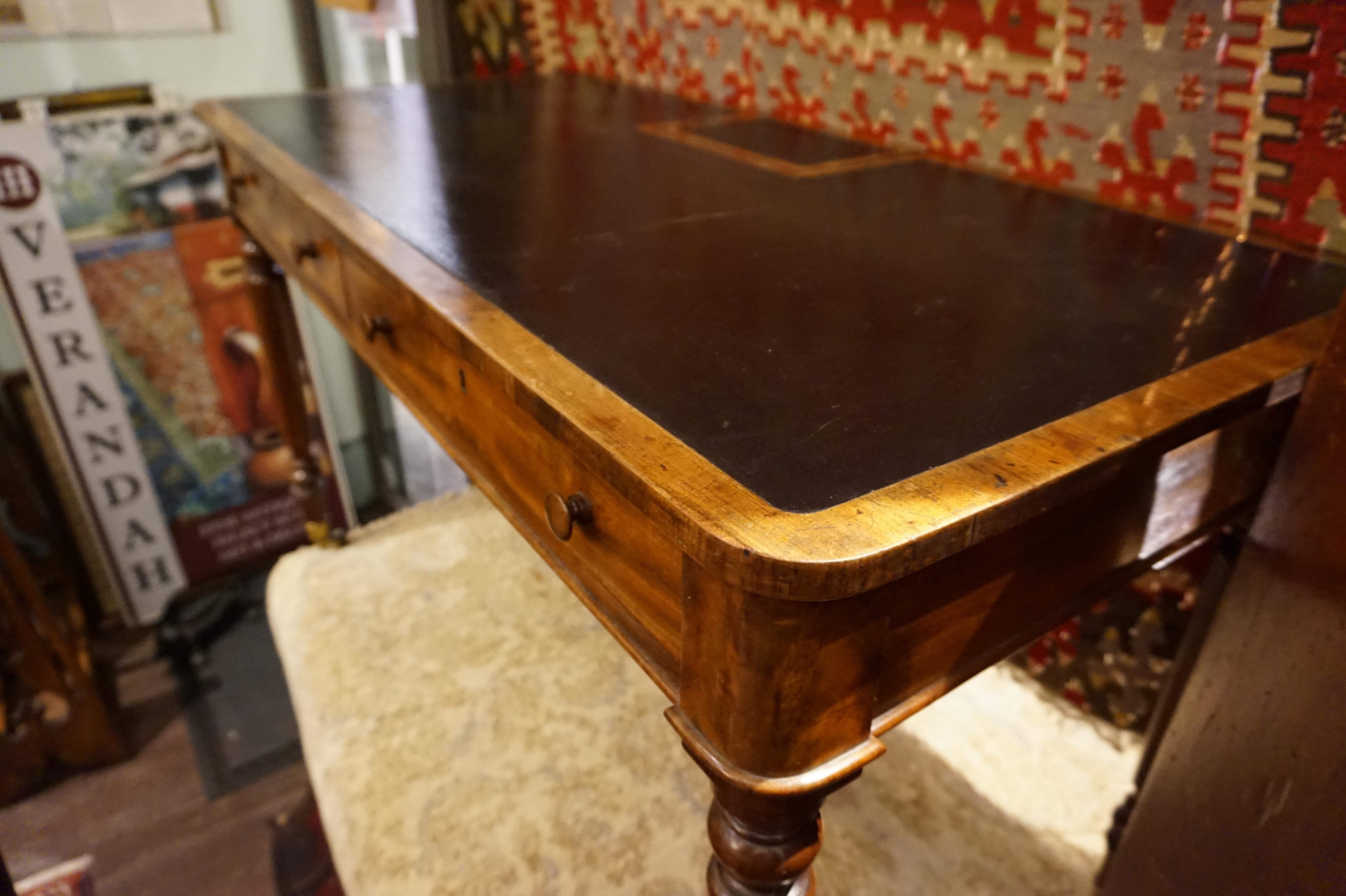 Early 19th Century Mahogany Gillows Lancaster Writing Desk on Casters 6