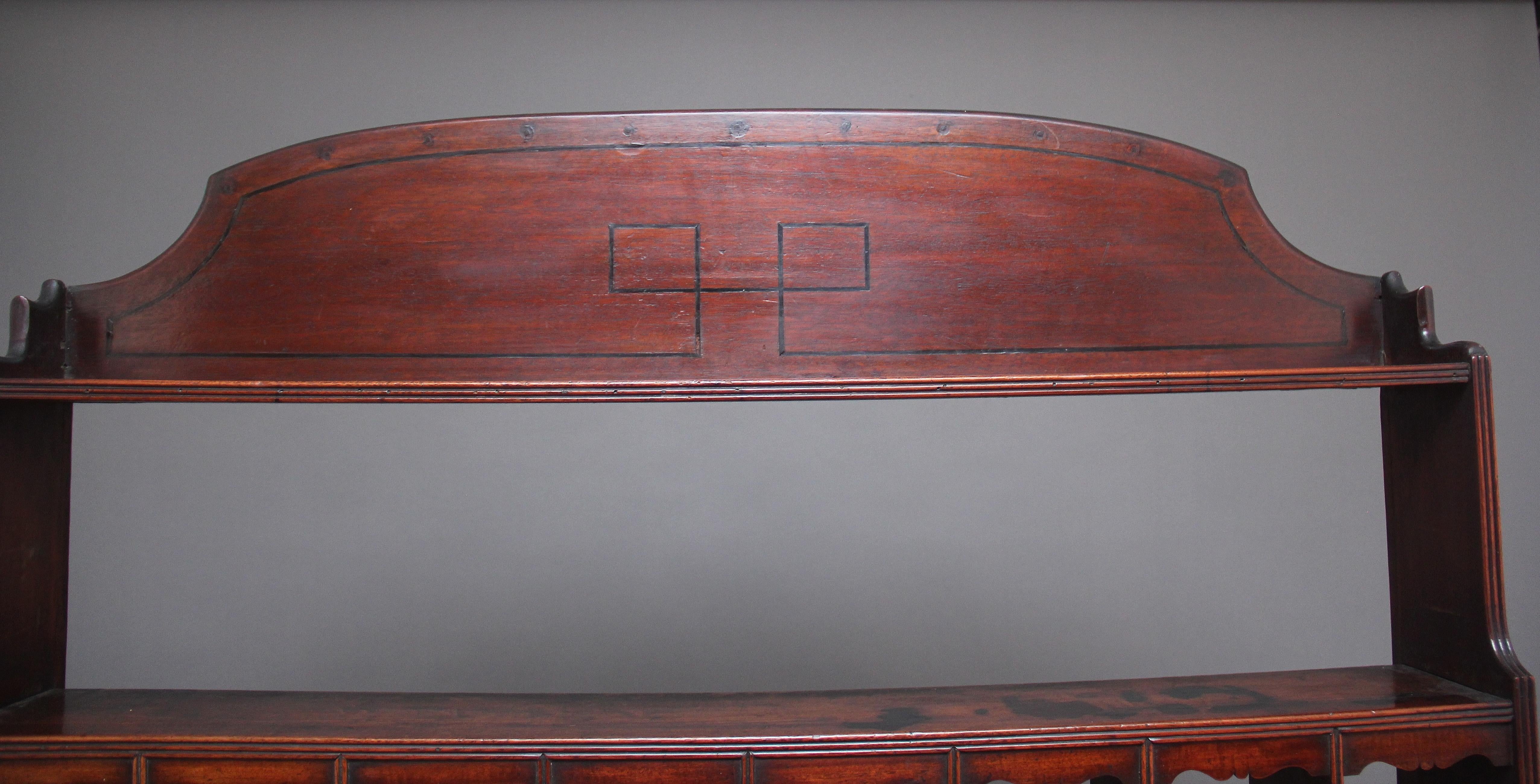 Early 19th Century Mahogany Open Top Cabinet For Sale 3