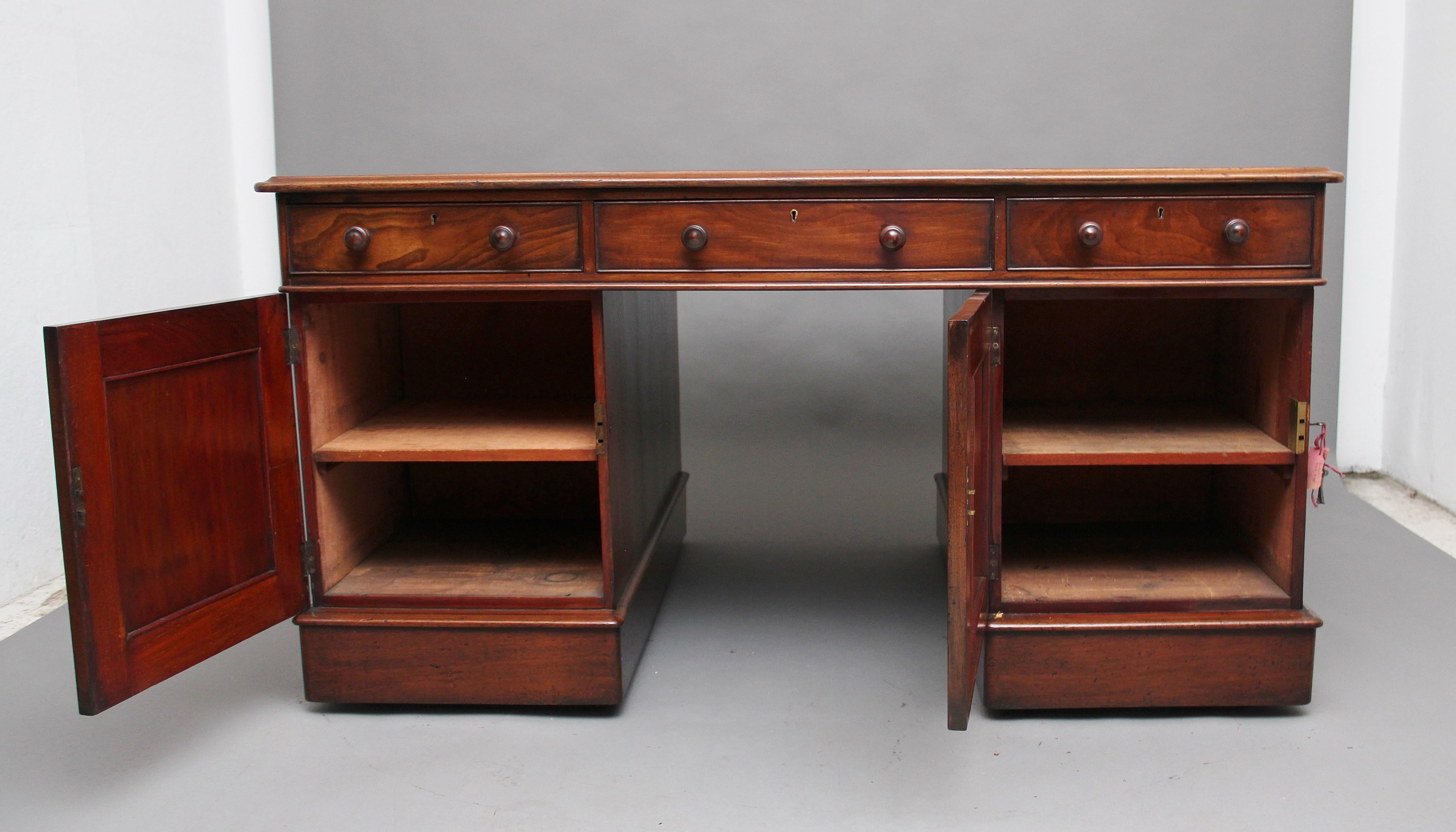 Early 19th Century Mahogany Partners Desk 5