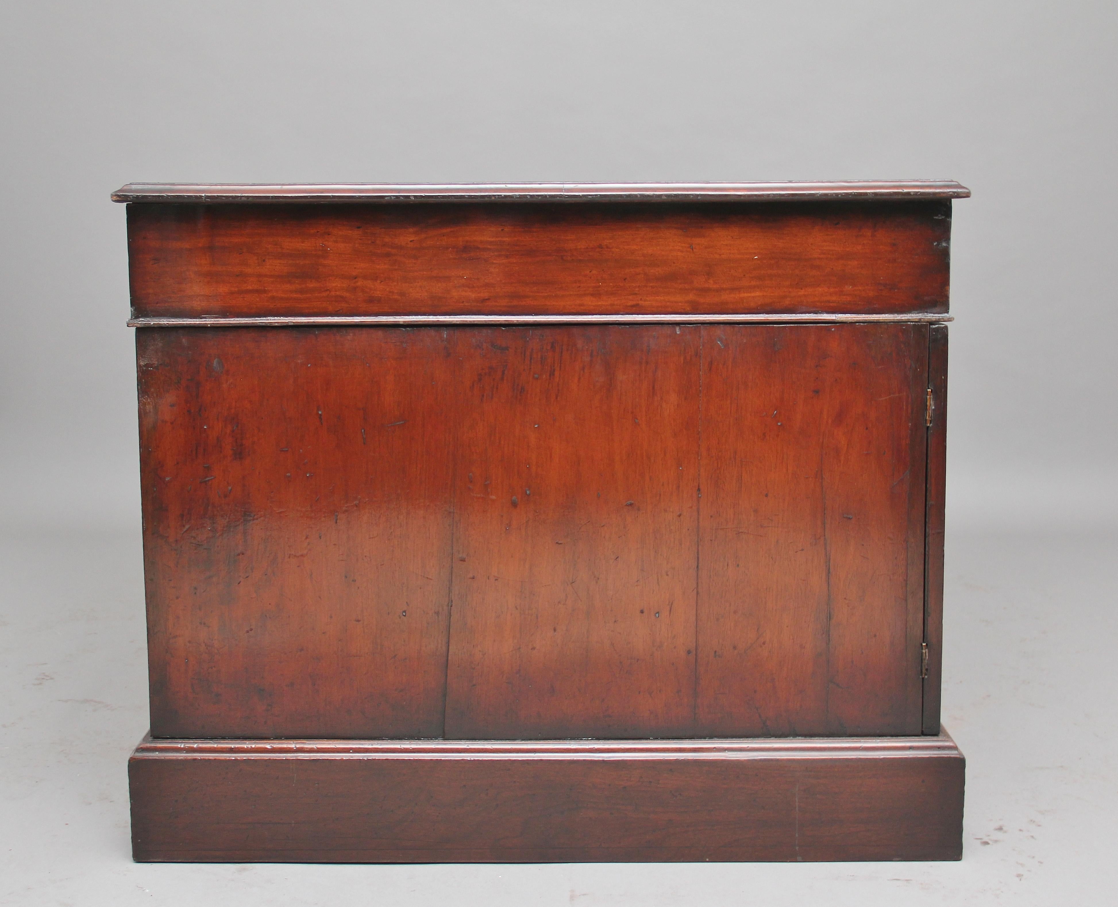 Early 19th Century Mahogany Partners Desk 5