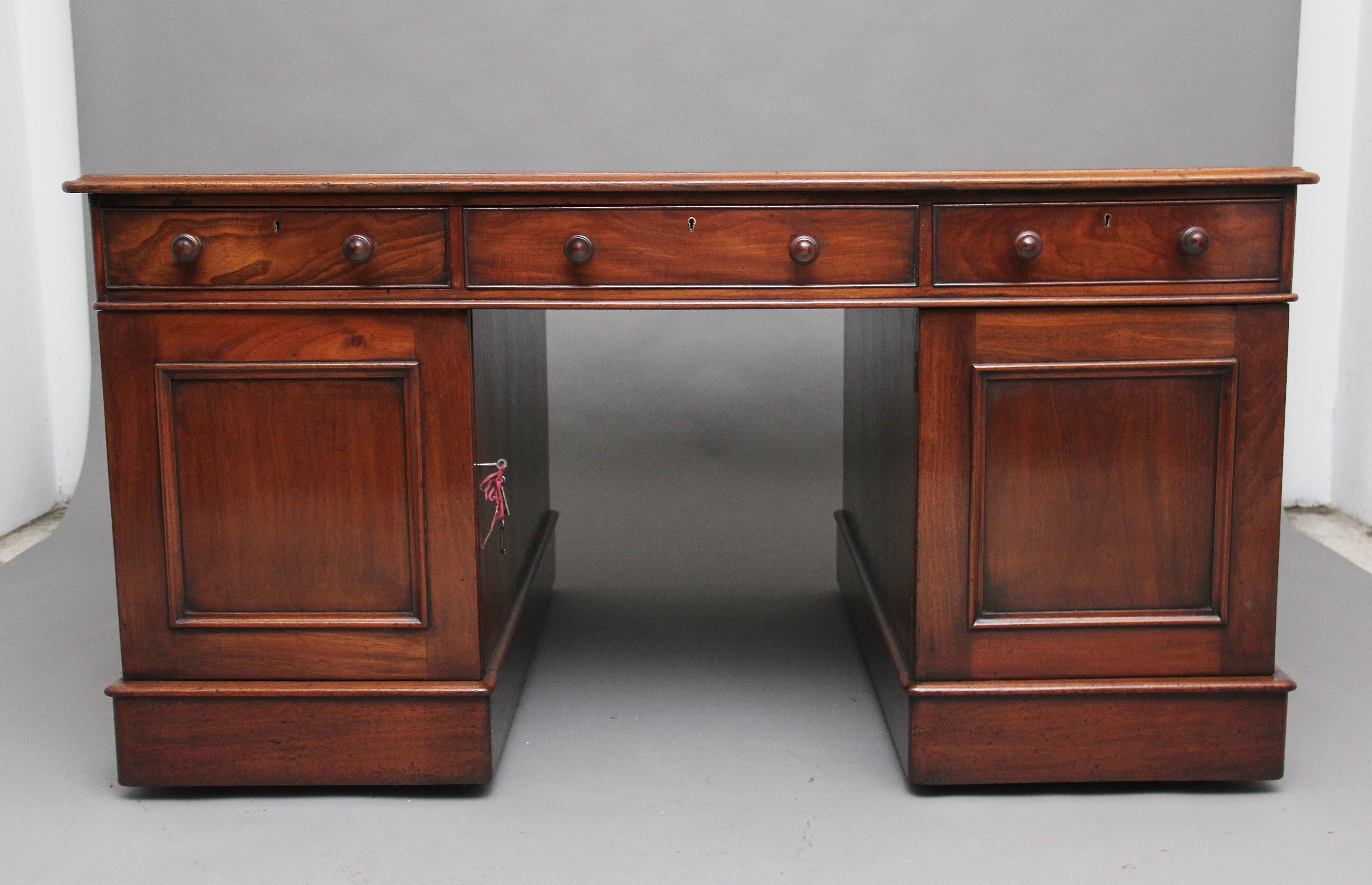 Early 19th Century Mahogany Partners Desk 3