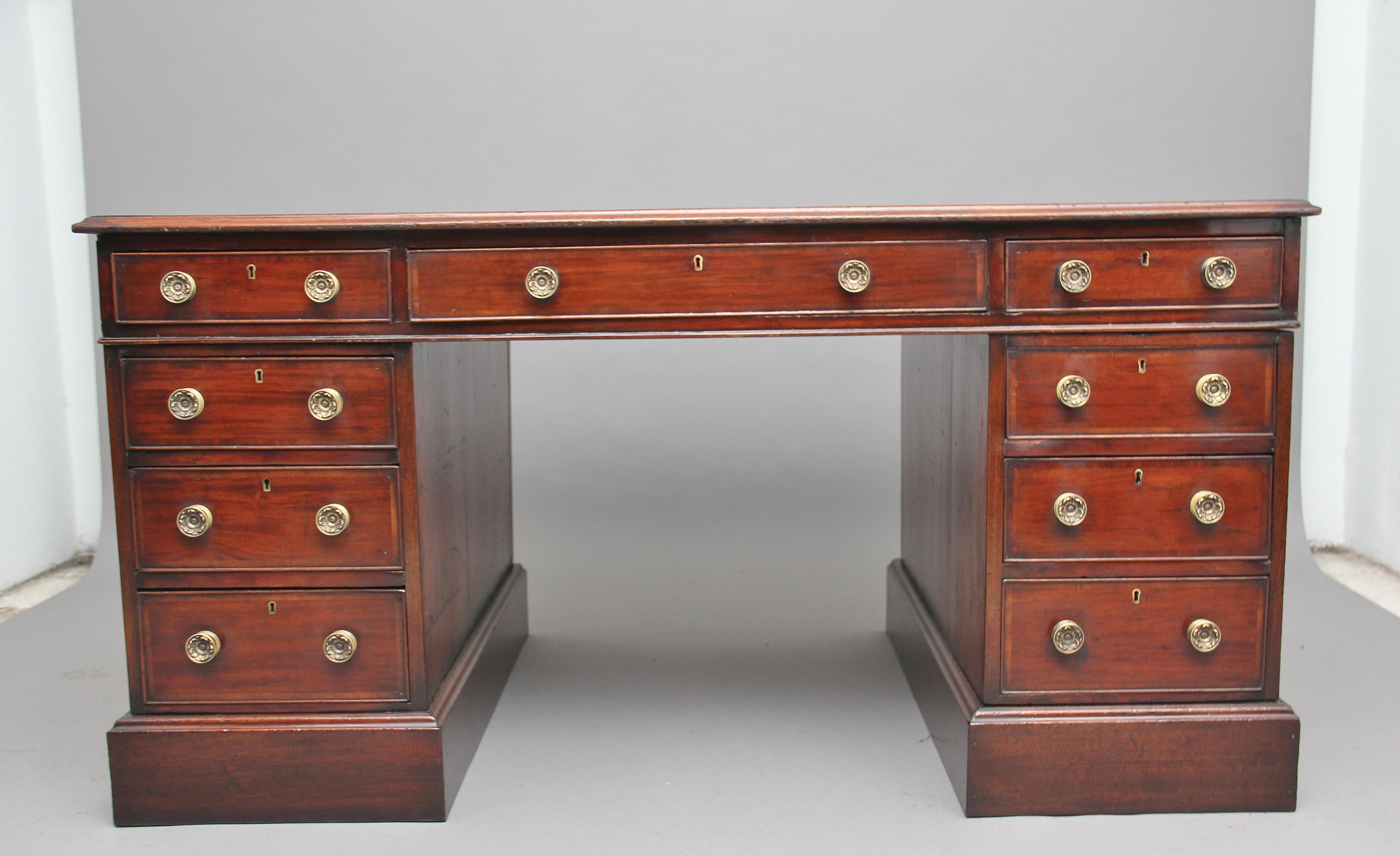 Early 19th Century Mahogany Partners Desk 4