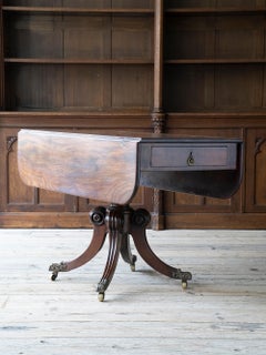 Early 19th Century Mahogany Pembroke Table