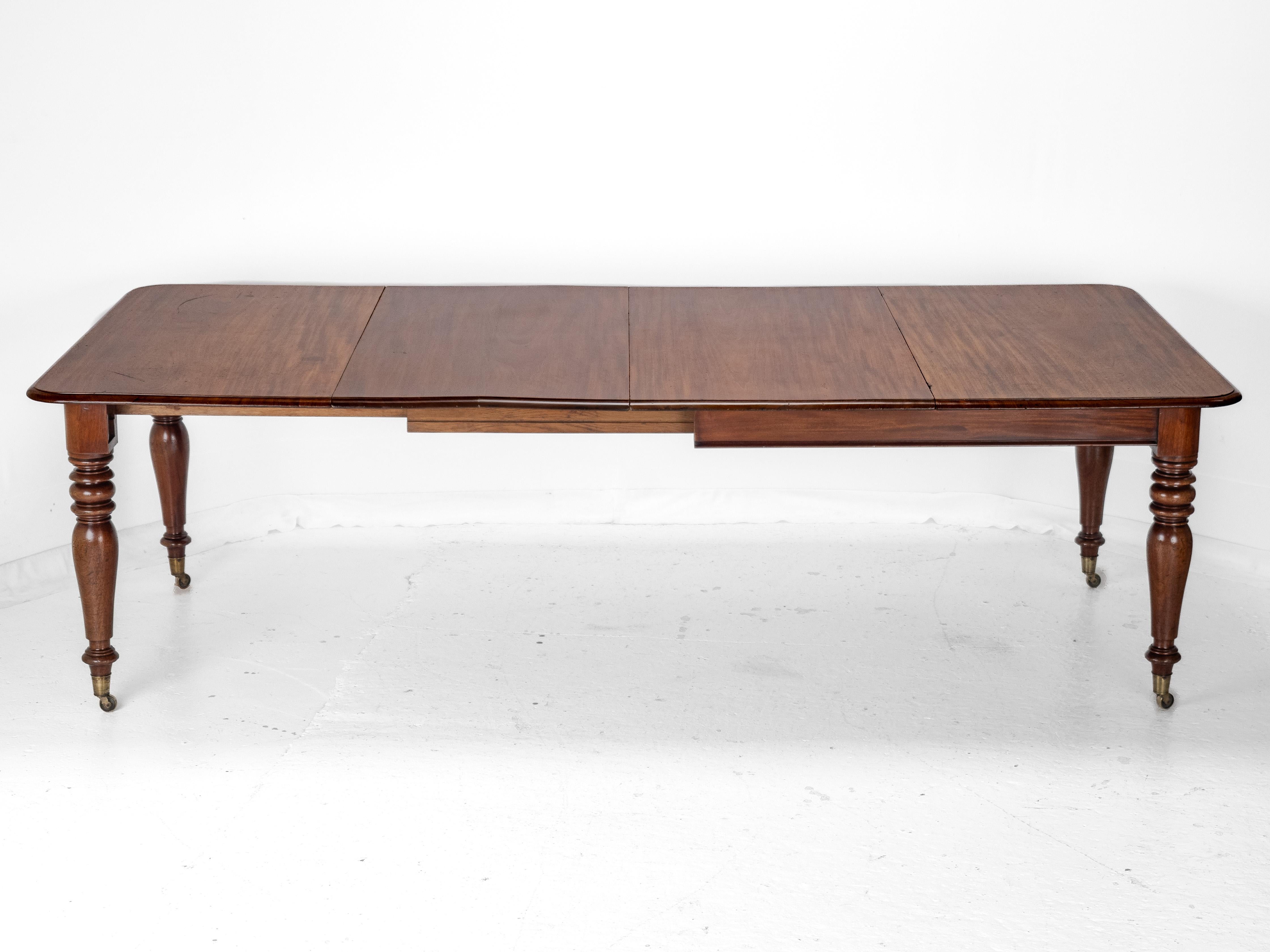 Frühes 19. Jahrhundert Mahagoni ausziehbarer 8ft Esstisch c1830 (georgianisch) (Mittleres 19. Jahrhundert)