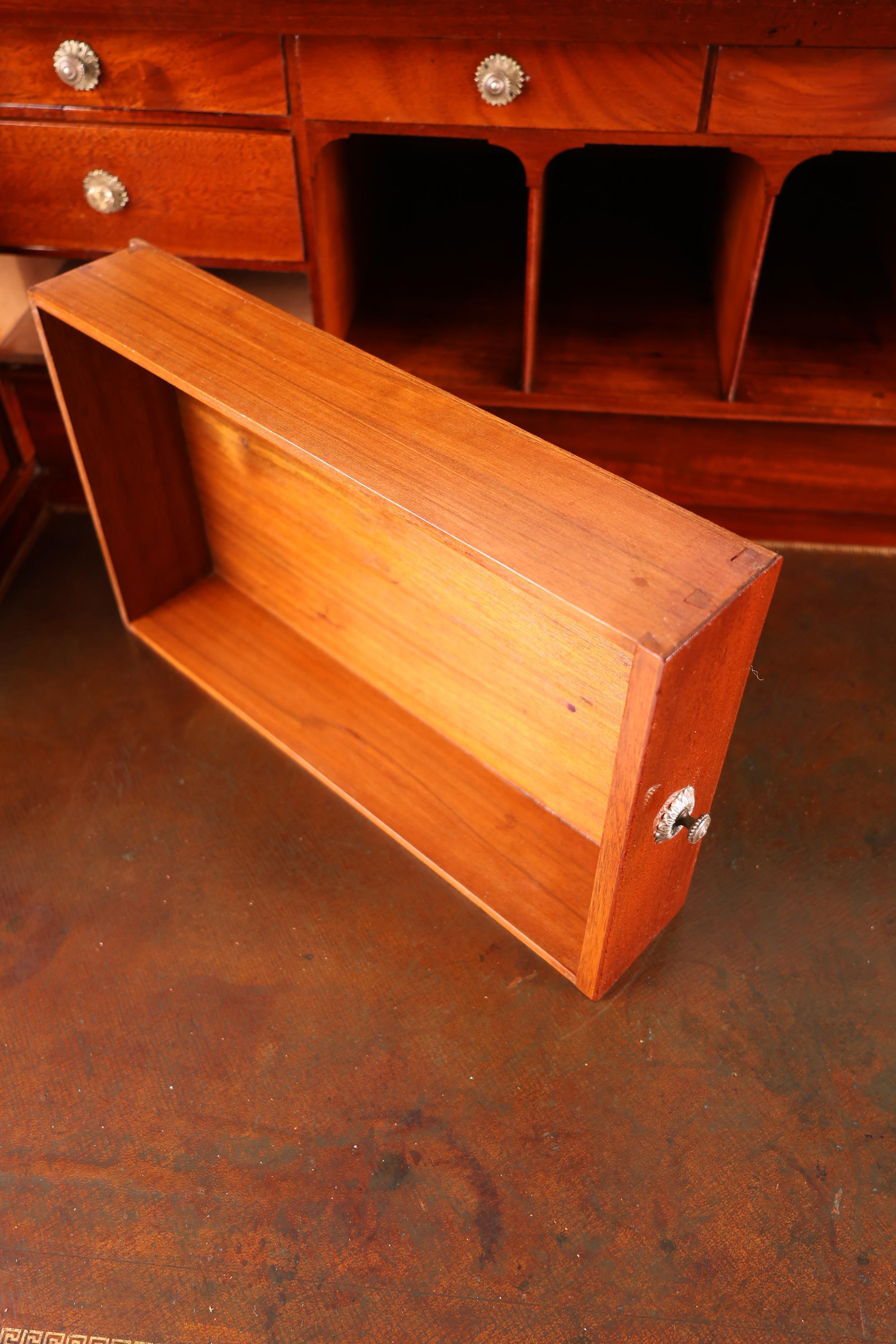 Early 19th Century Mahogany Secretary For Sale 3