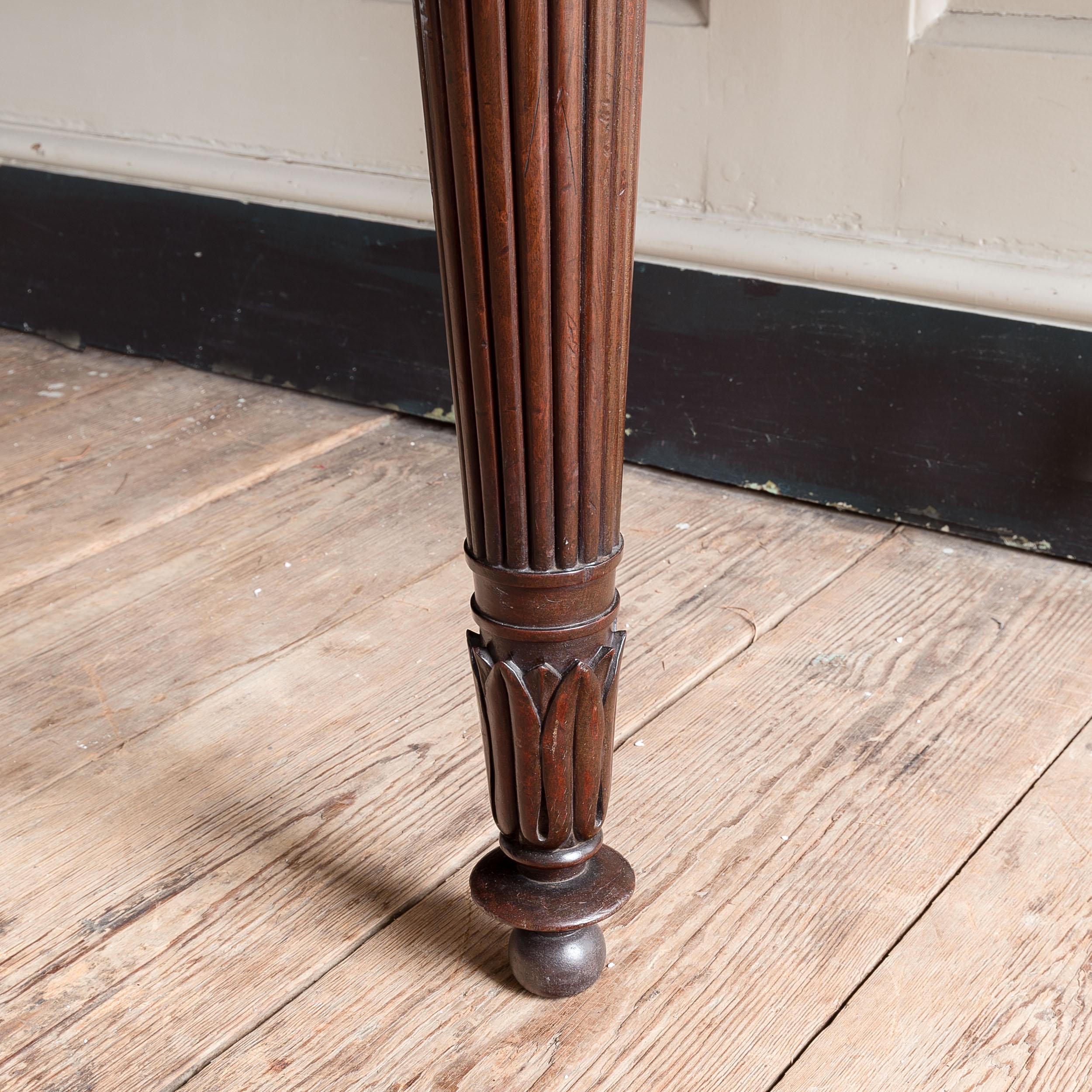 Early 19th Century Mahogany Serving Table 5