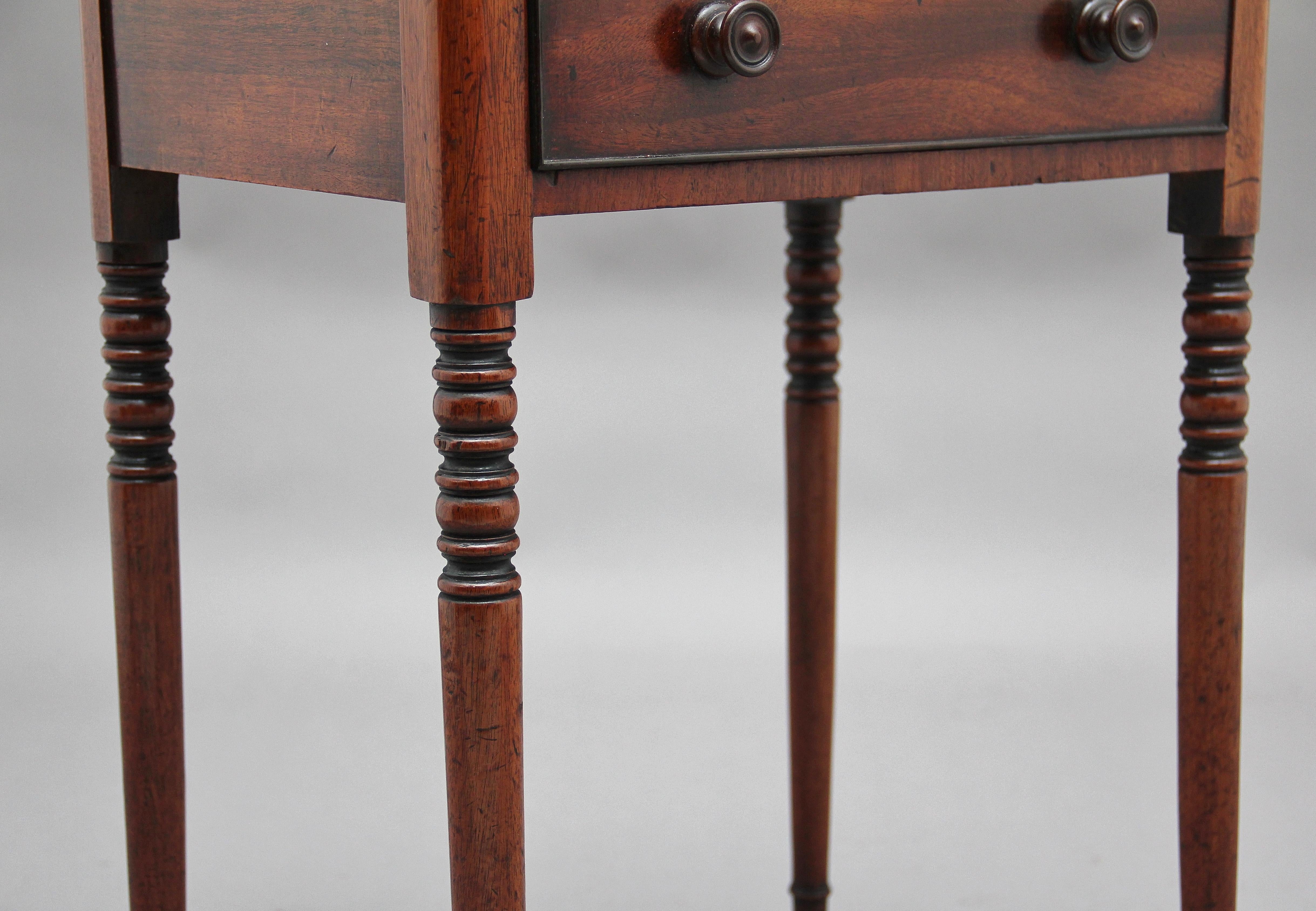 Early 19th Century Mahogany Side Table 5