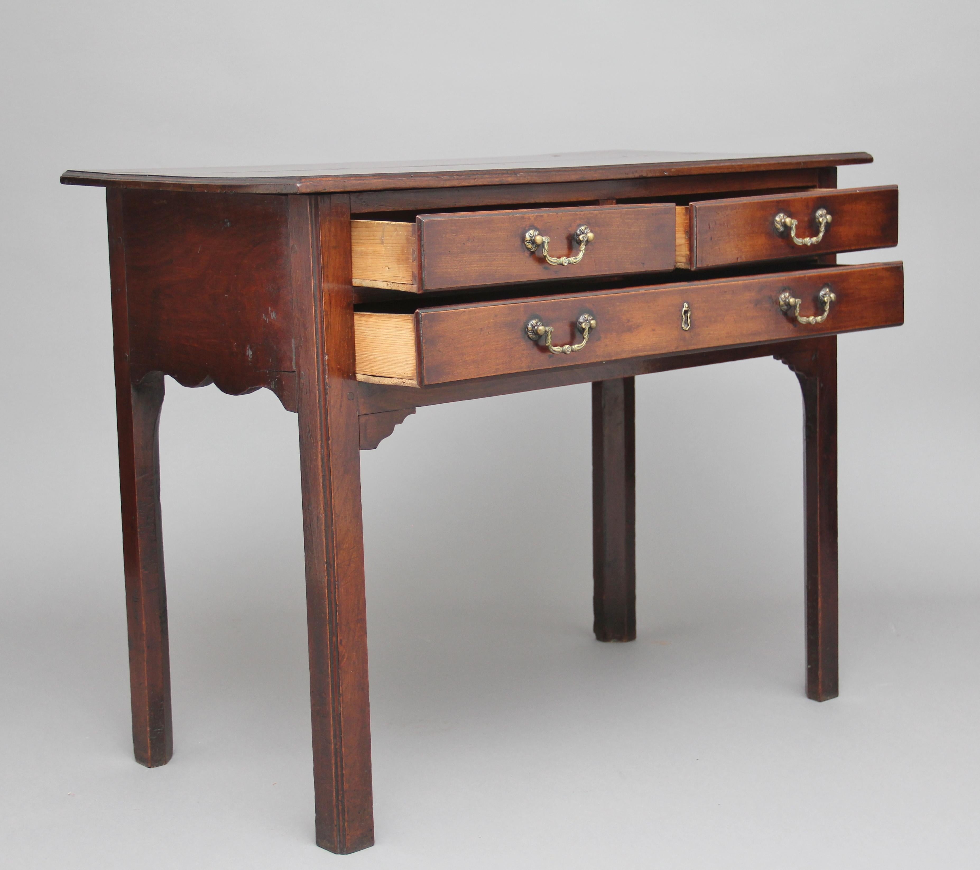 English Early 19th Century Mahogany Side Table