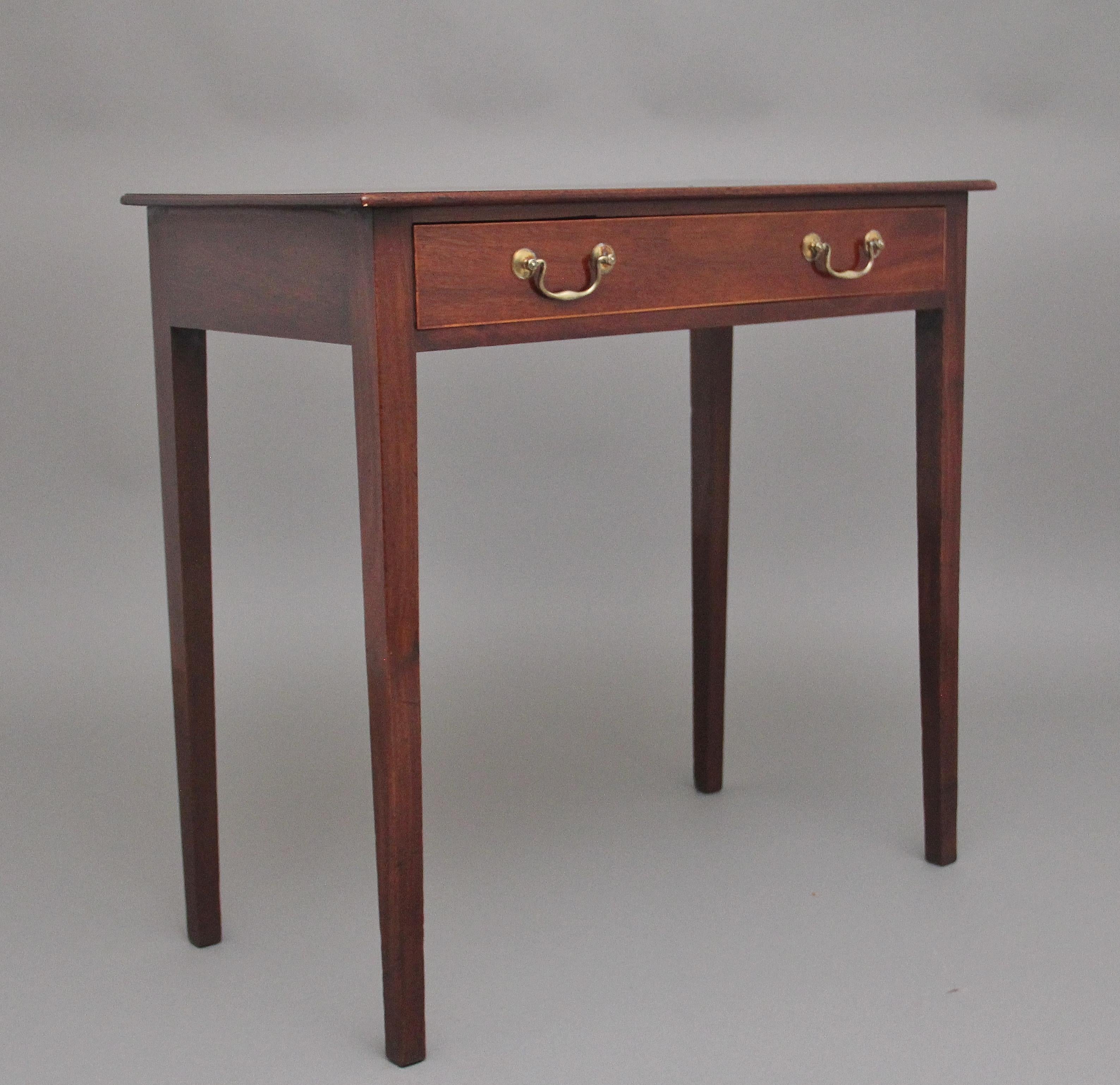 Georgian Early 19th Century mahogany side table For Sale