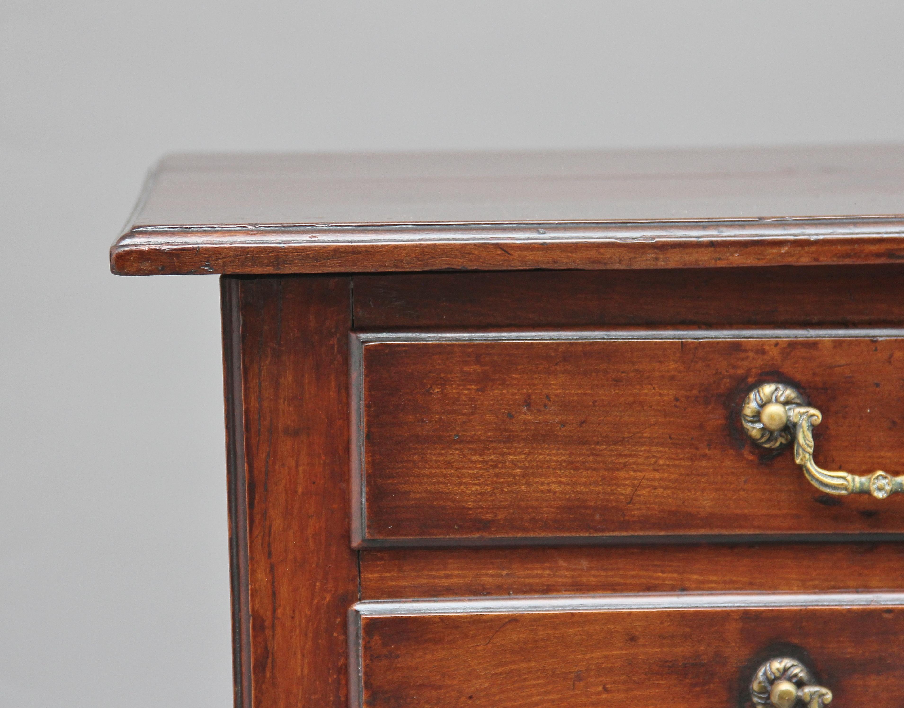 Early 19th Century Mahogany Side Table In Good Condition In Martlesham, GB