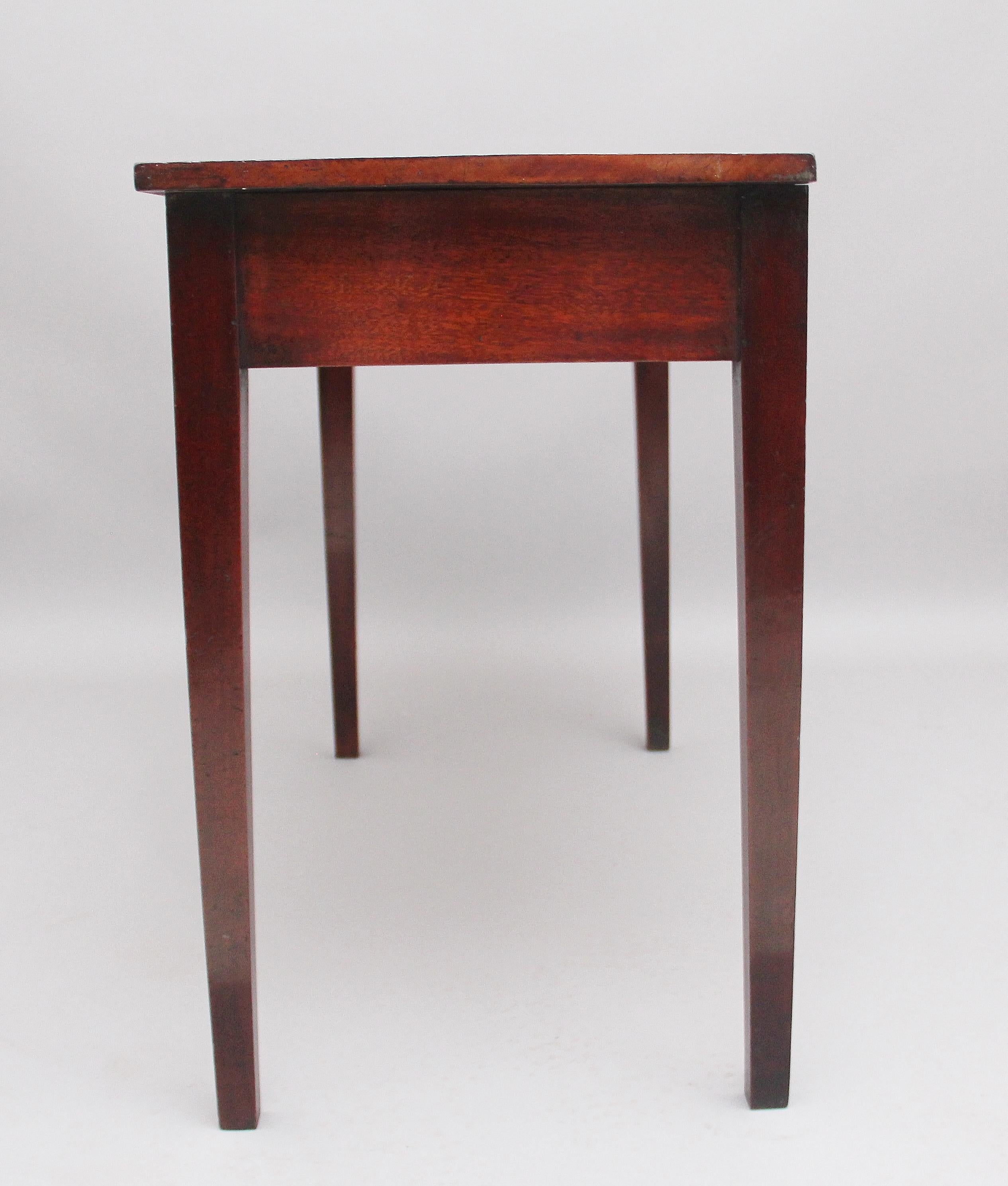 Early 19th Century Mahogany Side Table 2