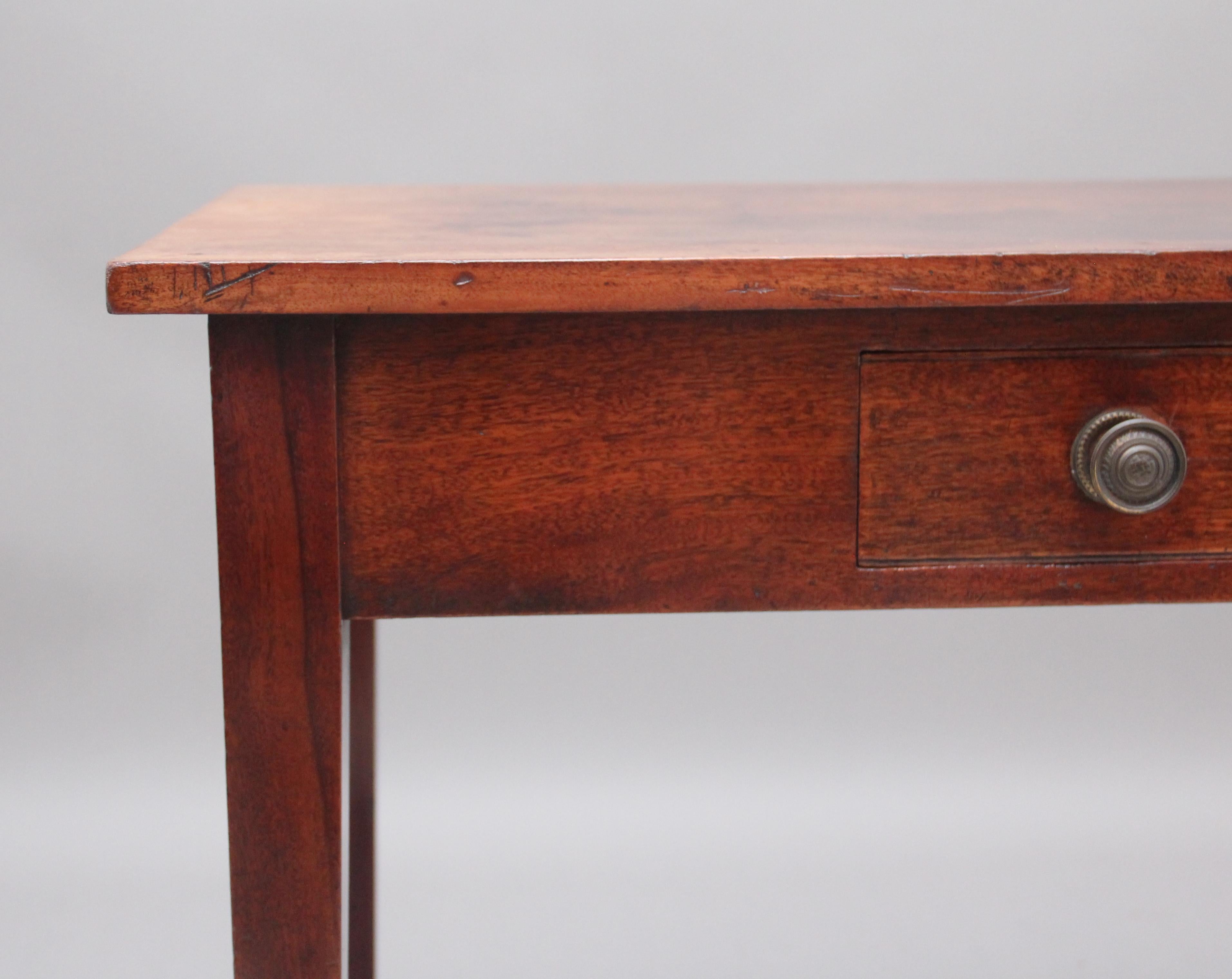 Early 19th Century Mahogany Side Table 4