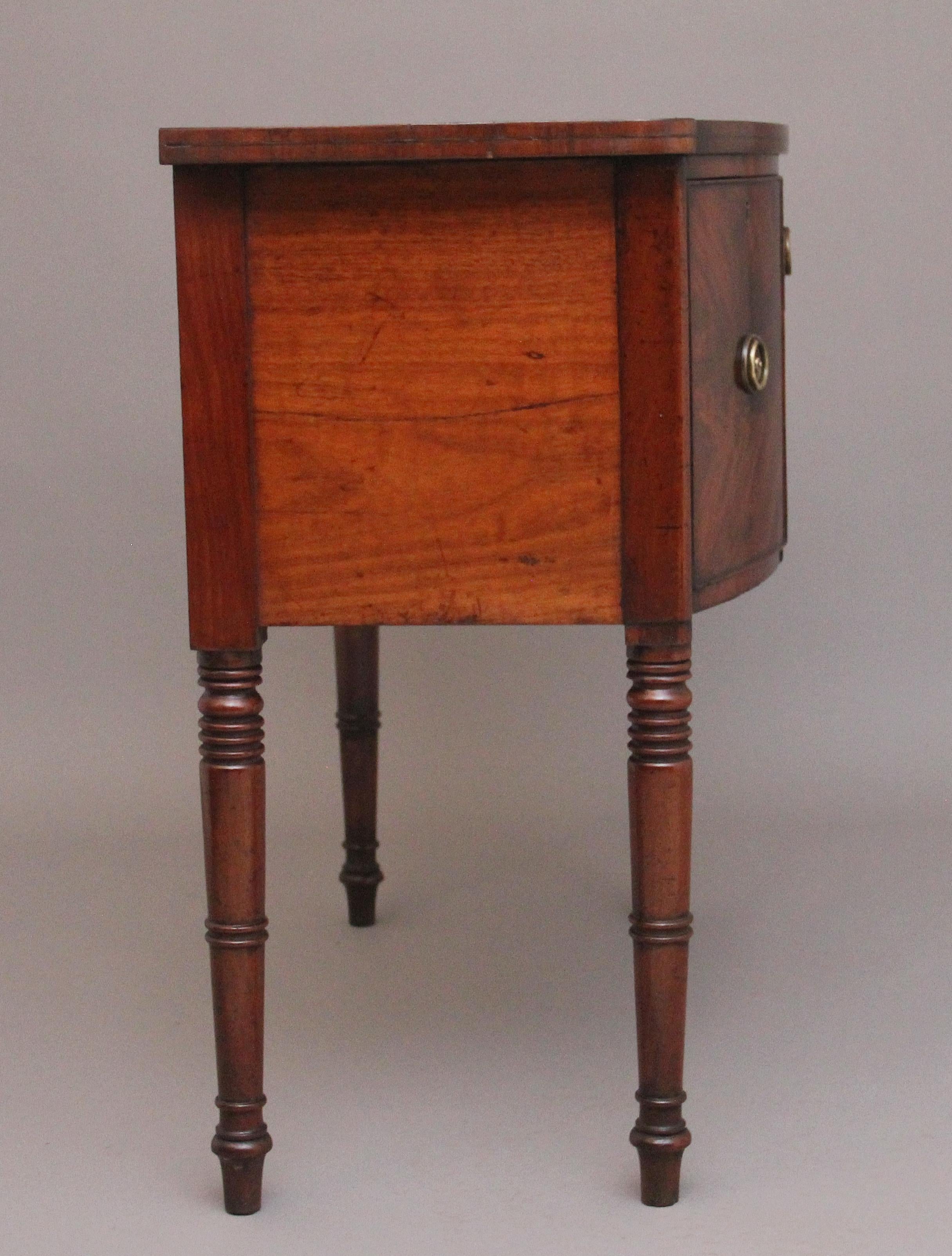 Mahogany Early 19th Century mahogany sideboard For Sale