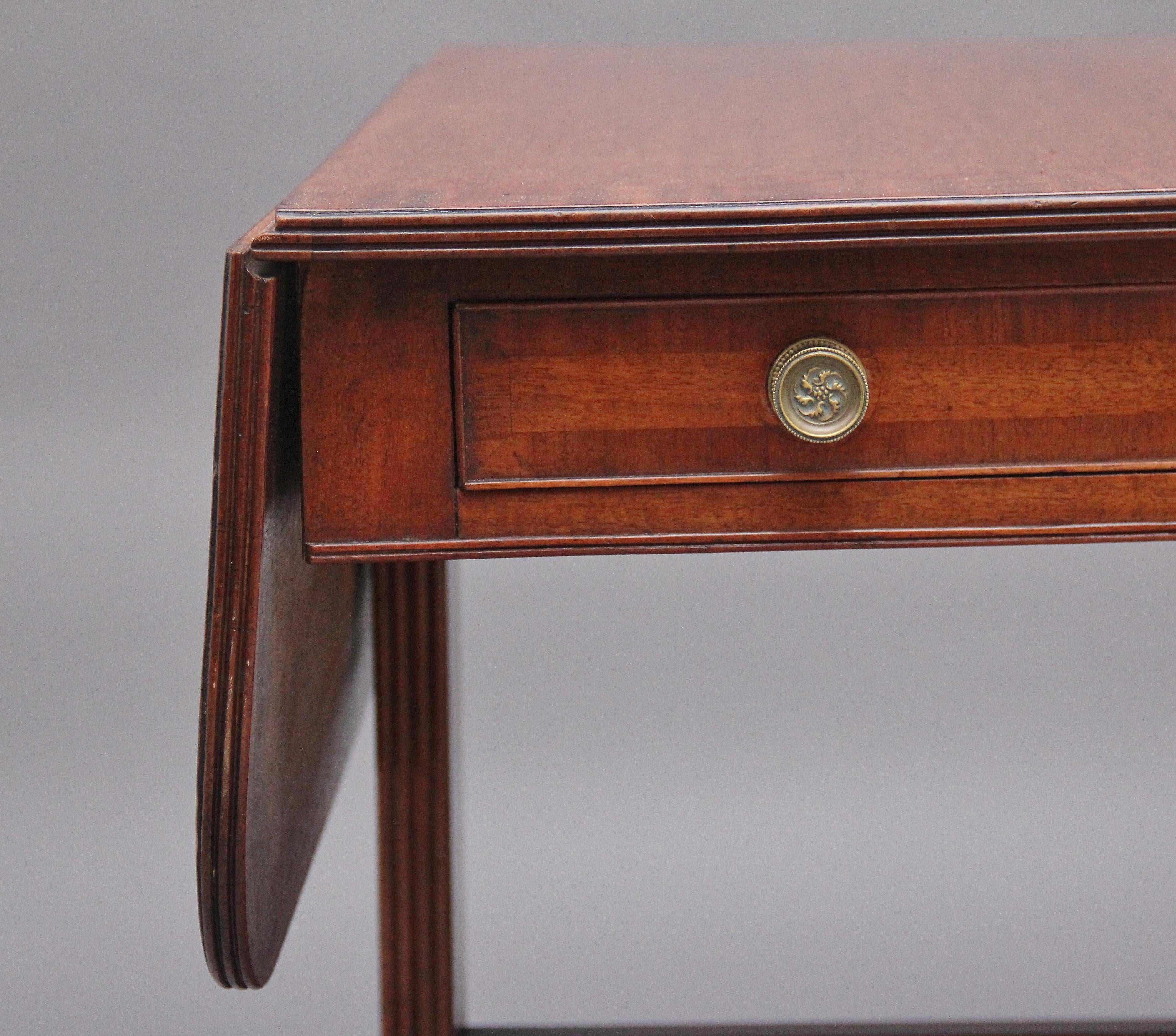 Early 19th Century Mahogany Sofa Table 7