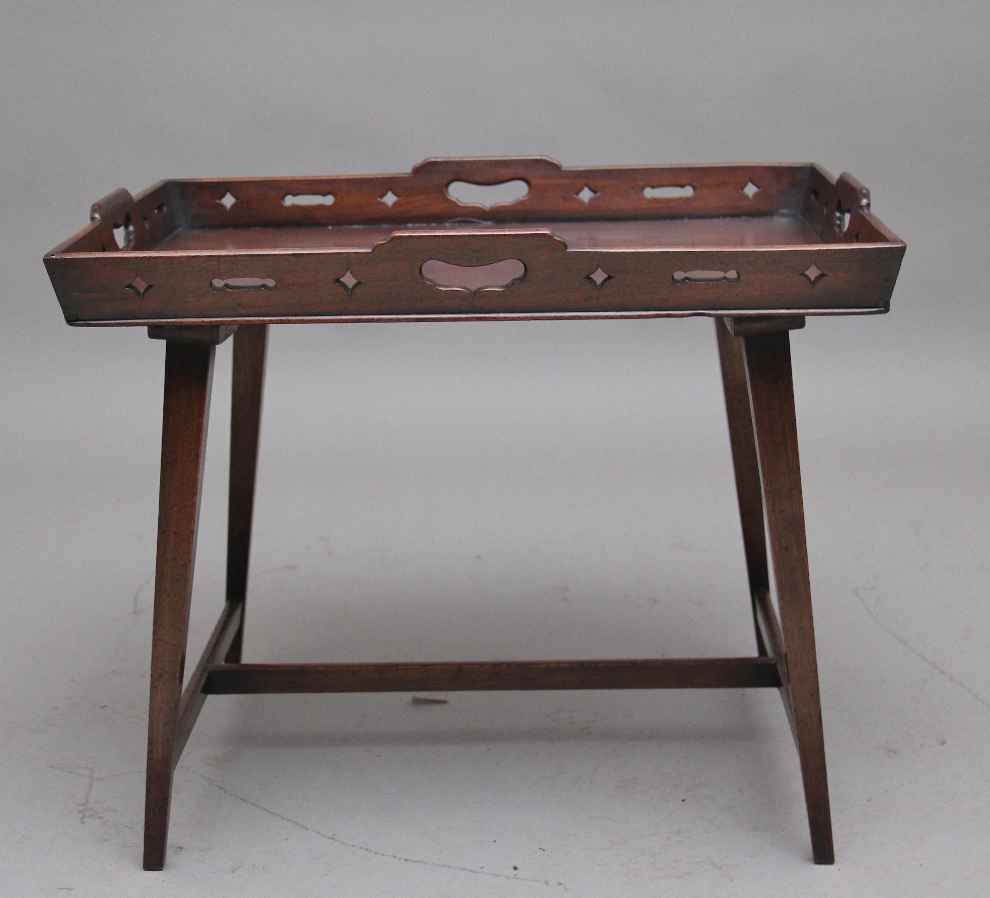 British Early 19th Century Mahogany Tray Top Table