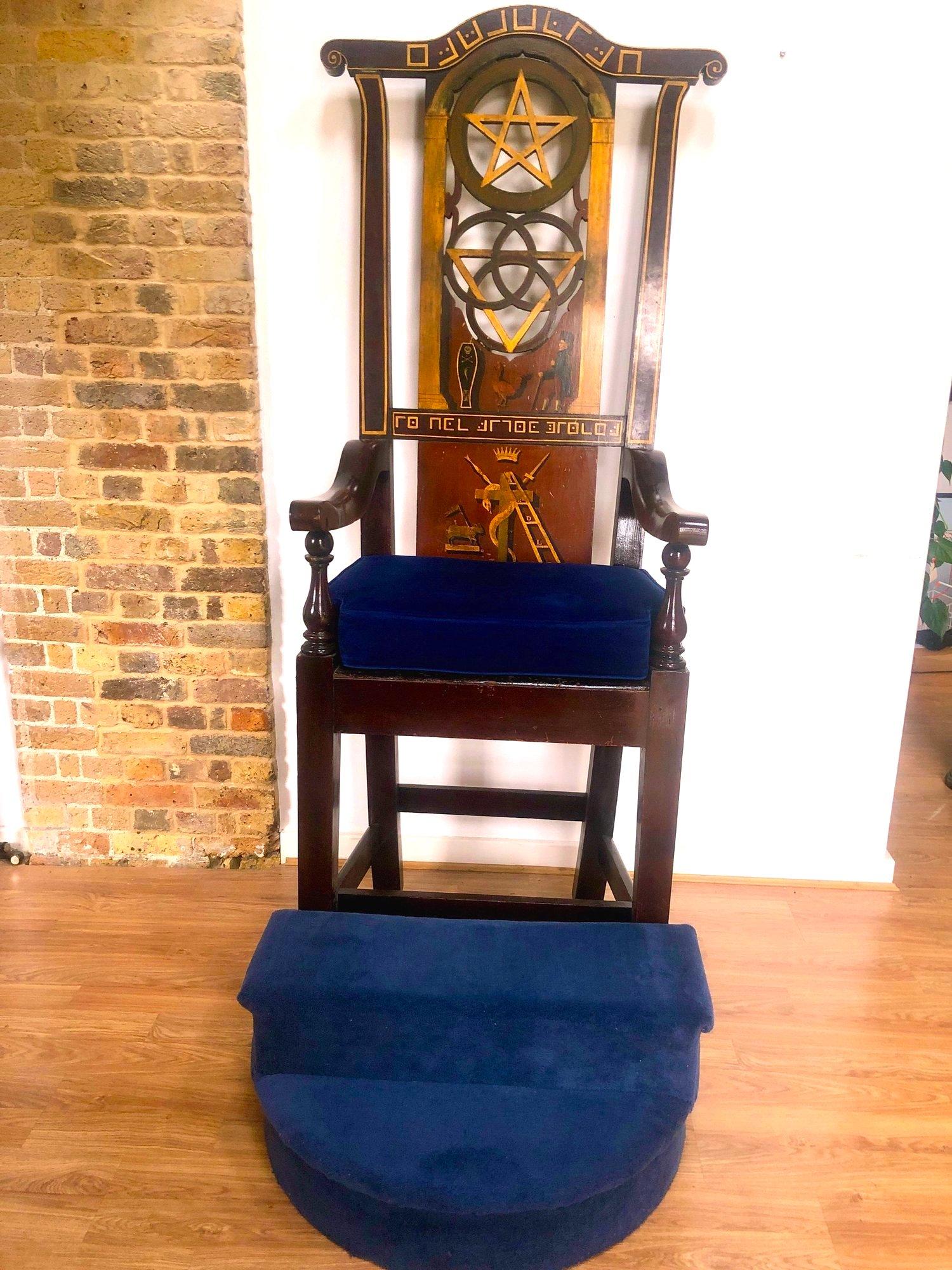 Early 19th Century Masonic Lodge Ceremonial Throne Chair with Magic Symbols For Sale 1