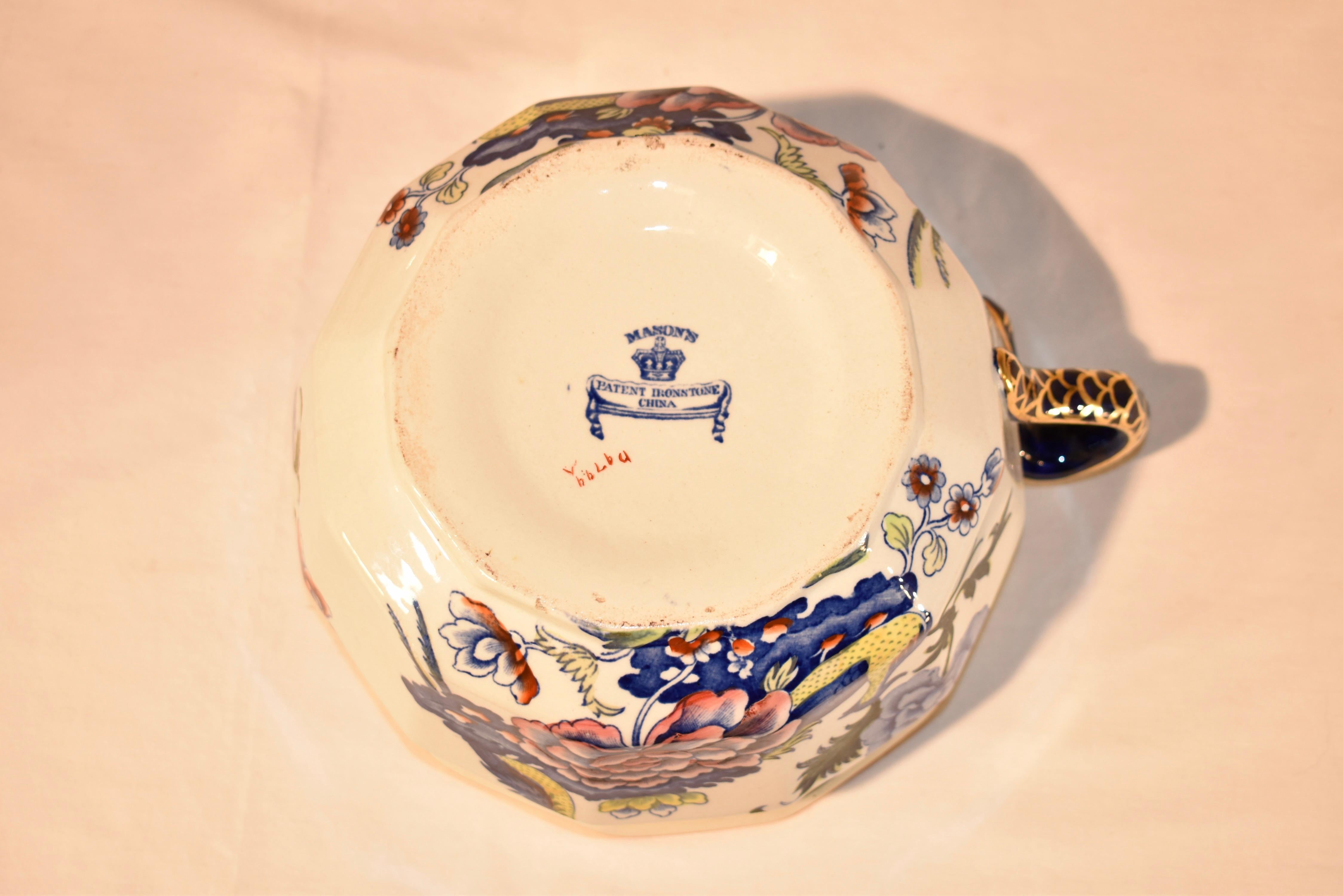 Early 19th Century Mason's Ironstone English Toiletry Set 12