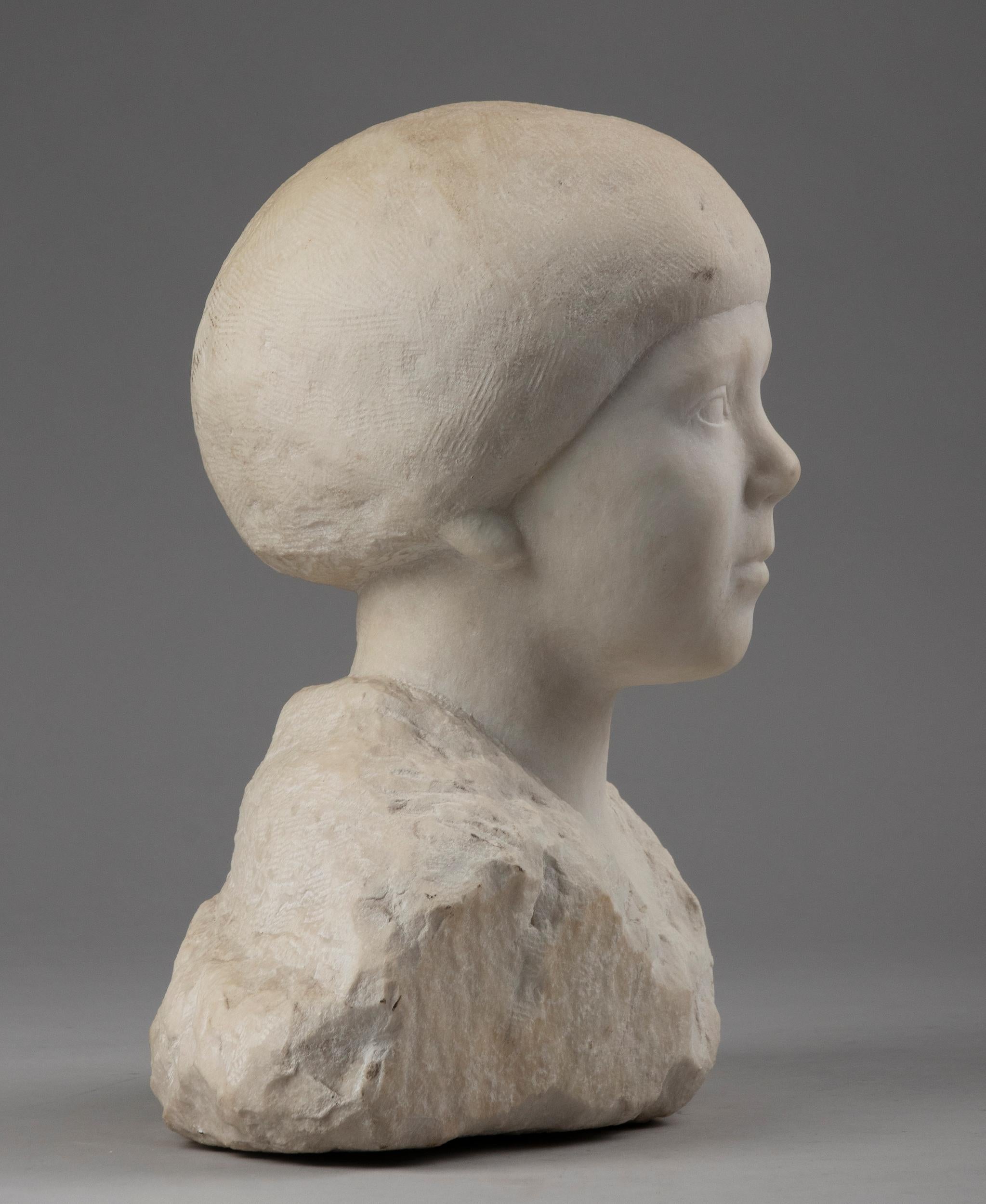 French Early 20th Century Modernist Art Deco Statue of a Child Made of Carrara Marble For Sale