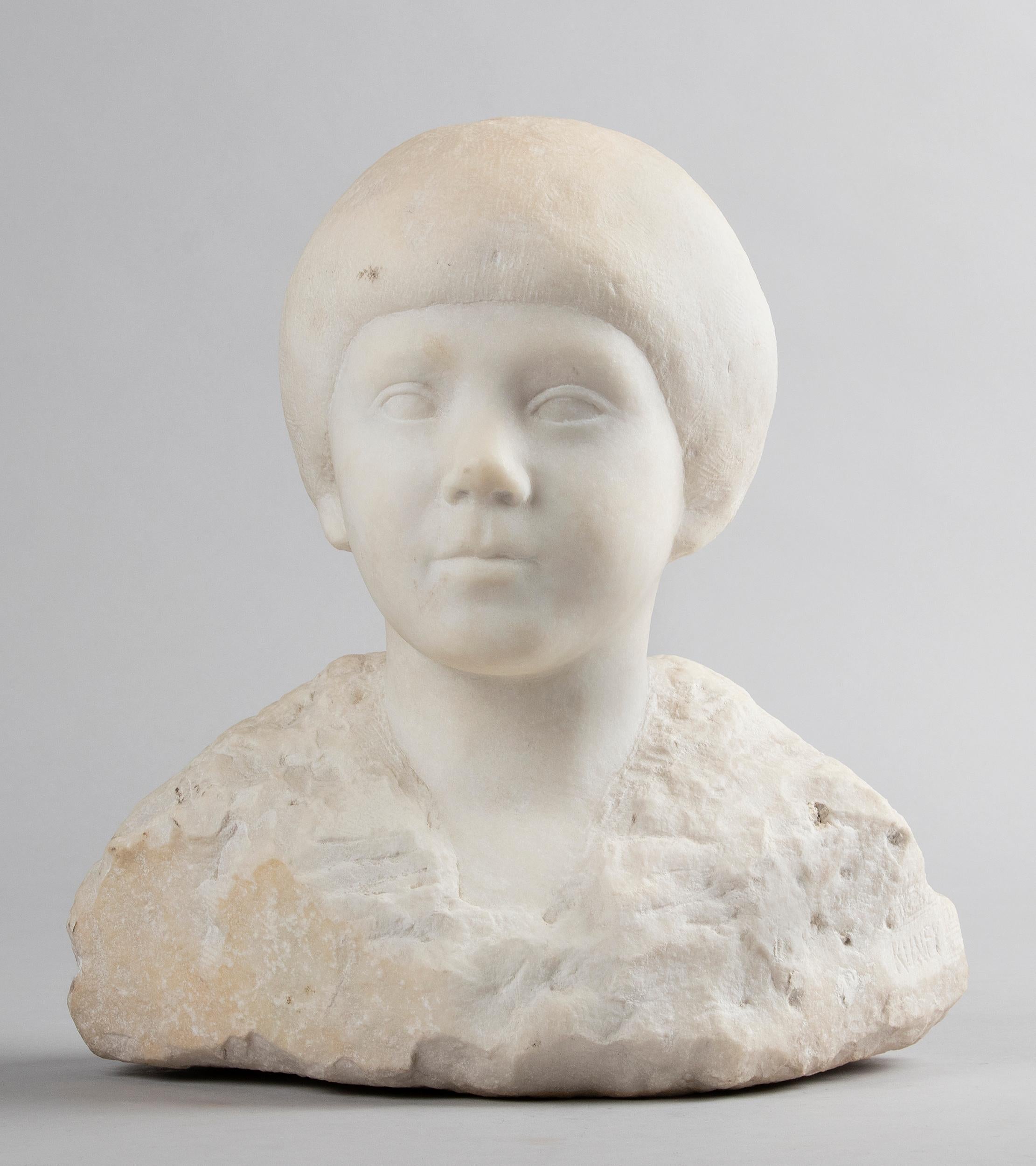 Hand-Carved Early 20th Century Modernist Art Deco Statue of a Child Made of Carrara Marble For Sale