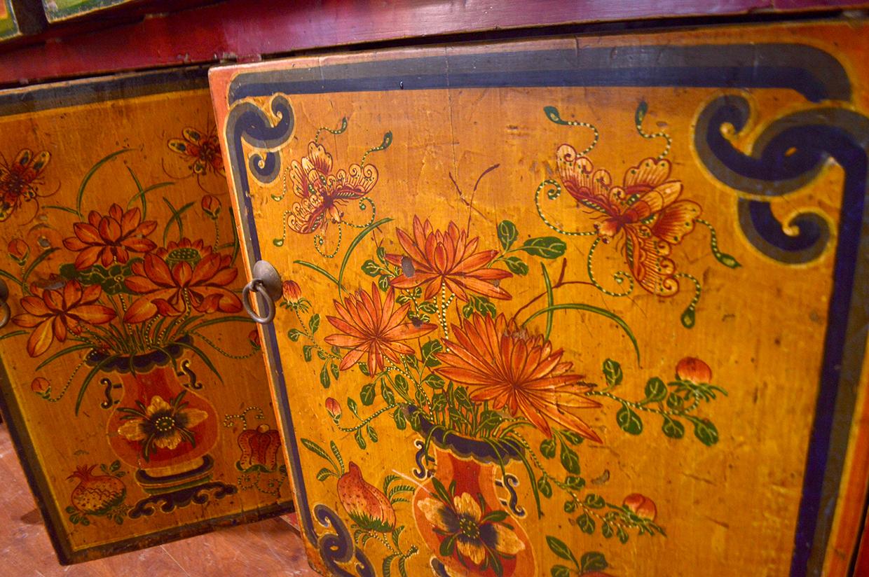Early 19th Century Mongolian Fine Painted Sideboard Five Drawers Four Doors 7