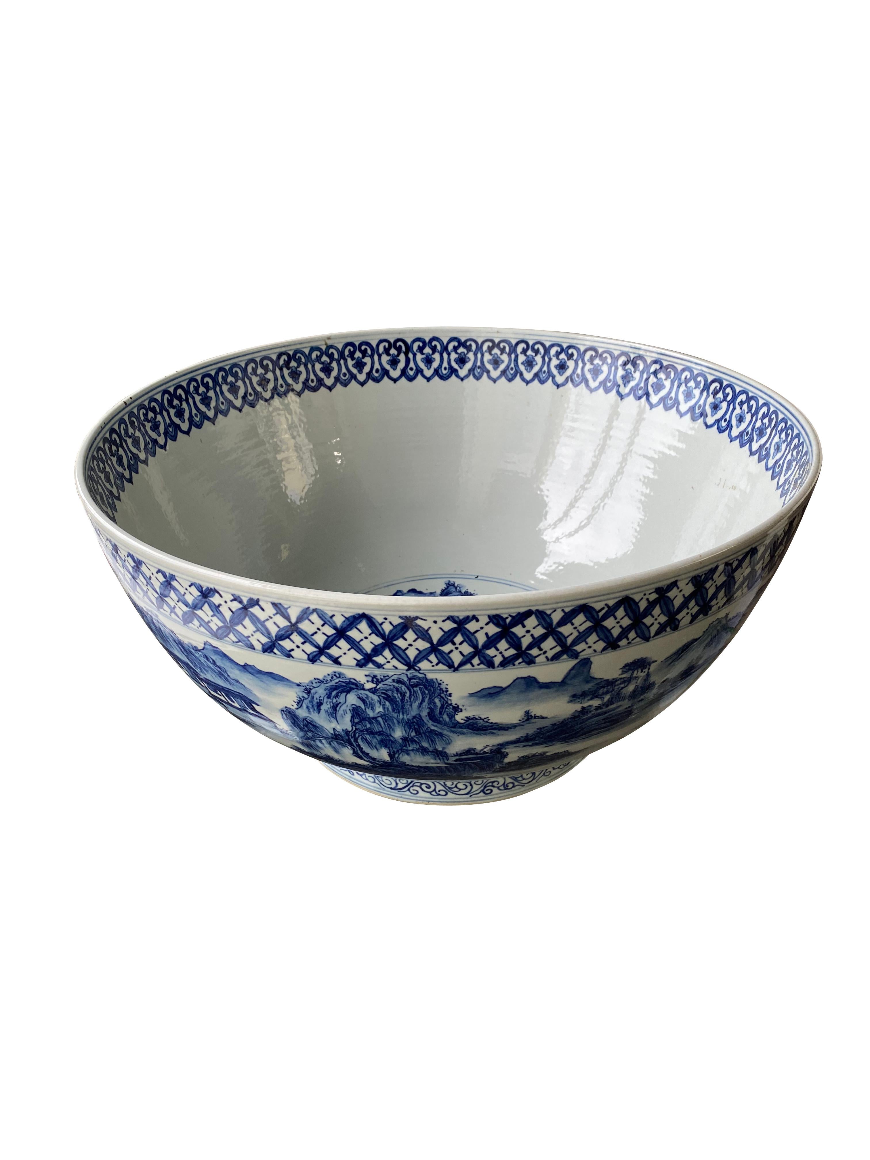 Late 20th Century Monumental Chinoiserie Bowl In Good Condition For Sale In West Palm Beach, FL