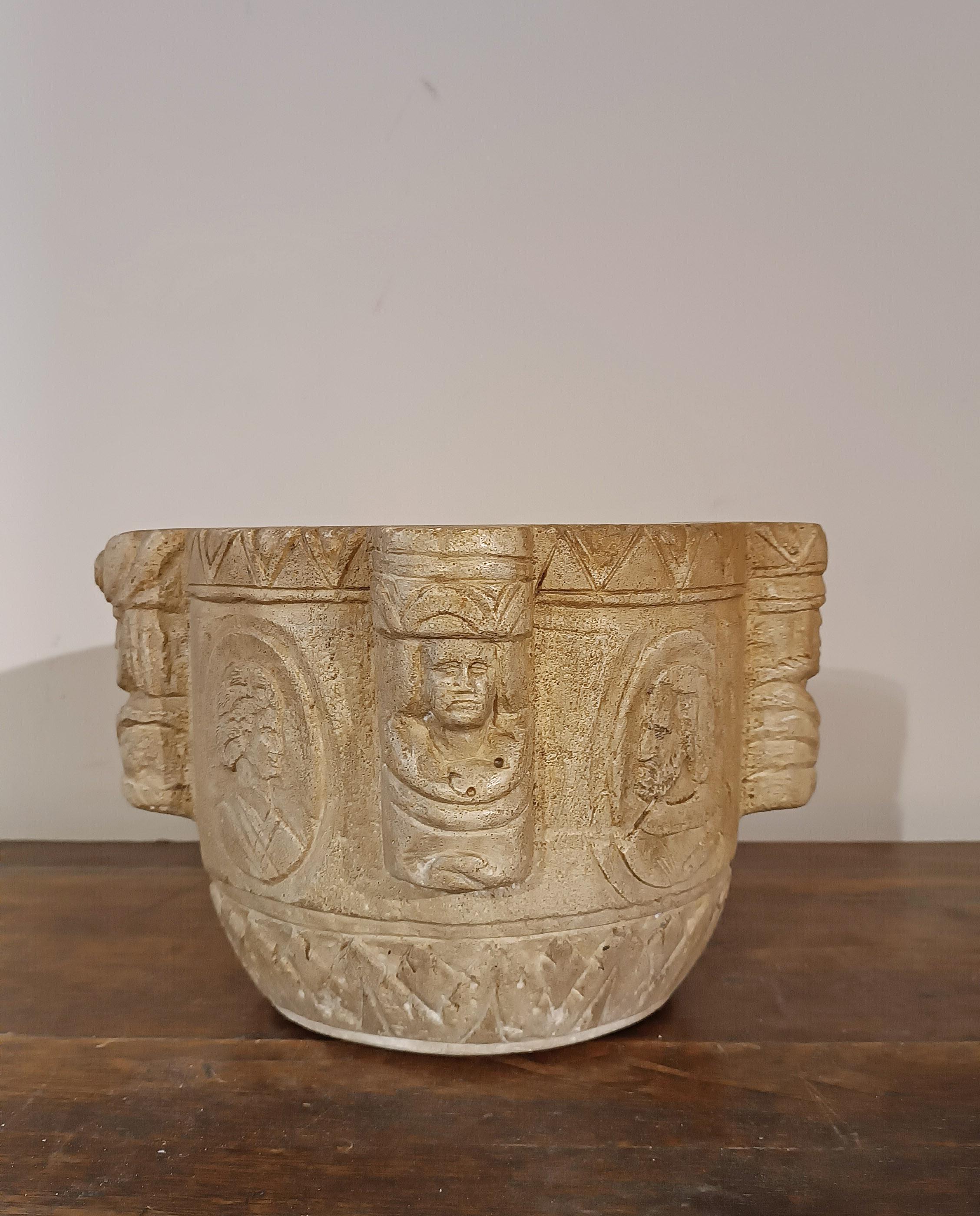 EARLY 19th CENTURY MORTAR WITH FIGURED ENGRAVINGS 5