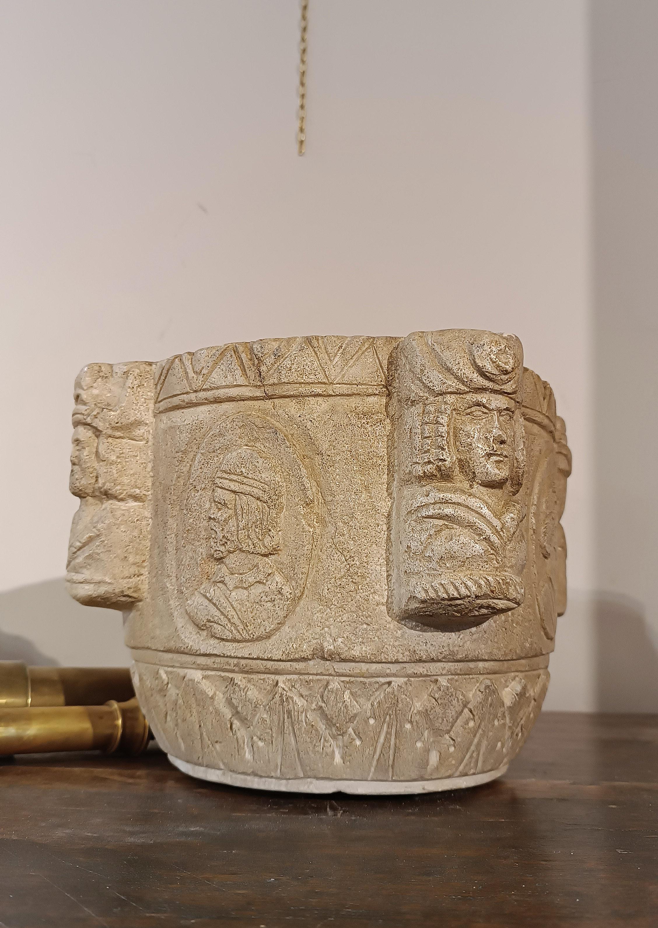 EARLY 19th CENTURY MORTAR WITH FIGURED ENGRAVINGS 1