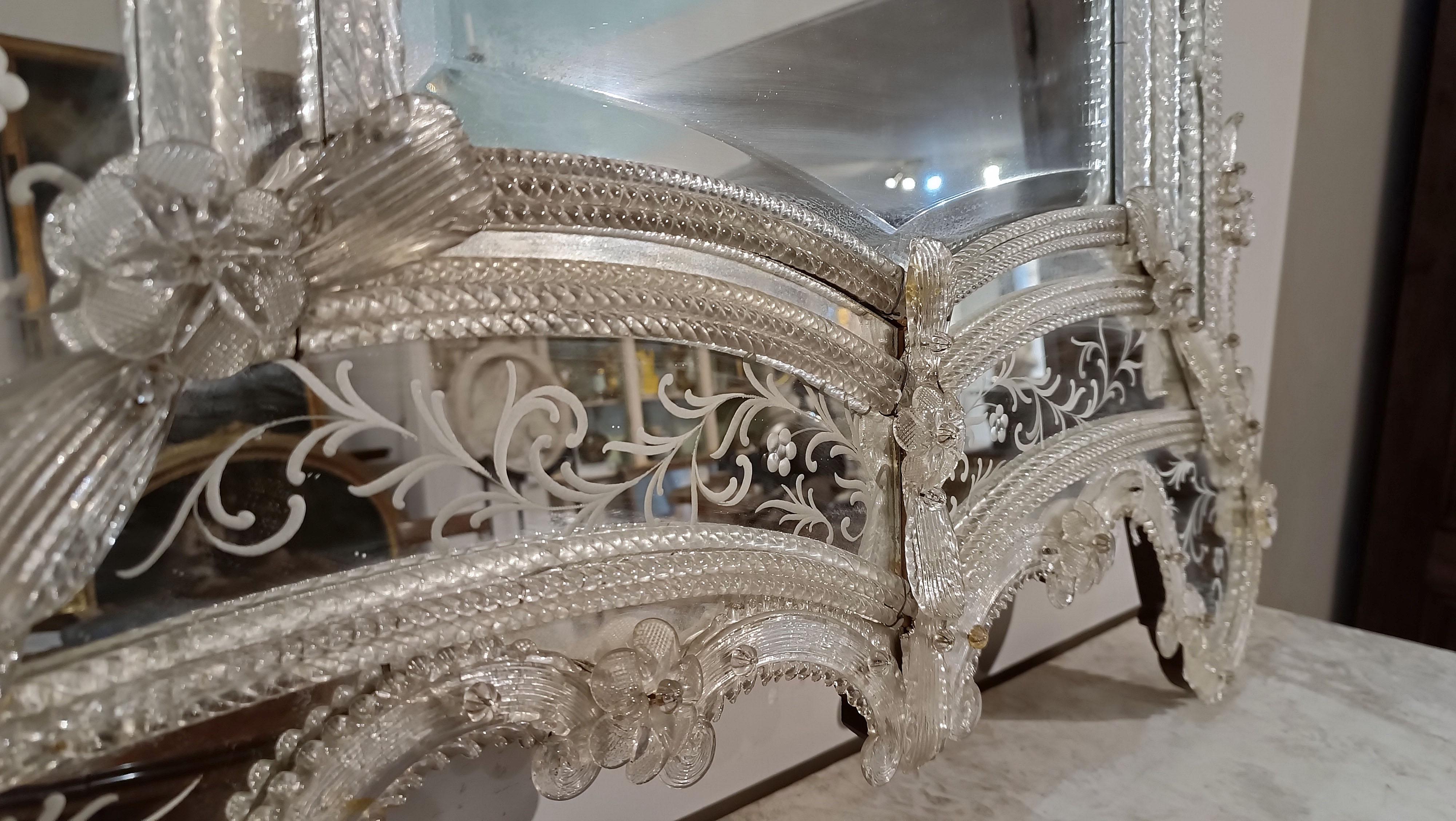 Espejo de cristal de murano de principios del siglo xix Vidrio en venta