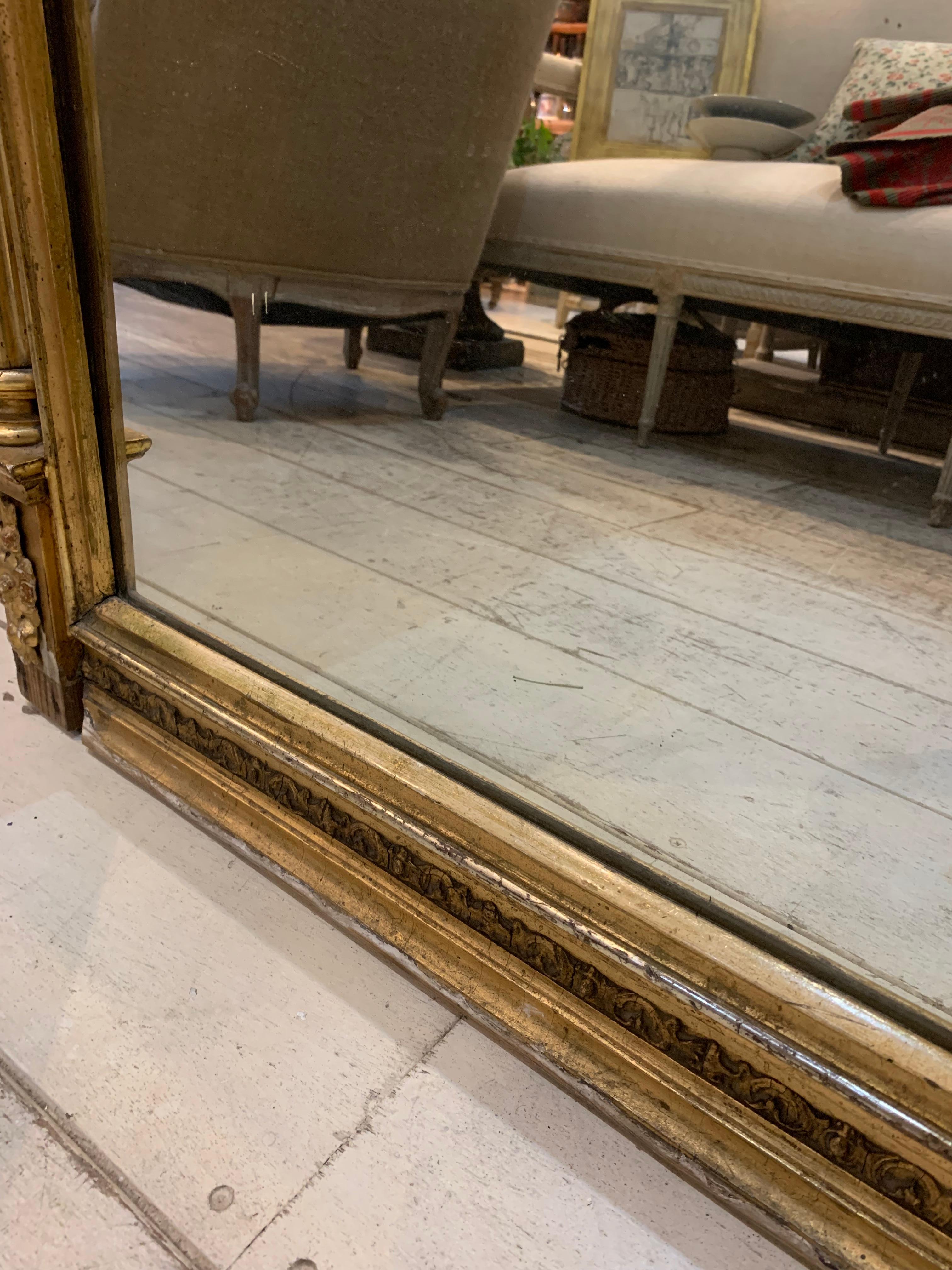 Early 19th Century Neoclassical Classic Country House Gilt Glass Mirror  In Good Condition For Sale In London, GB