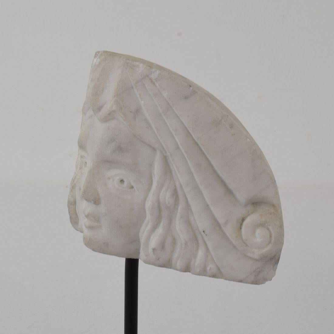 Early 19th Century Neoclassical Italian Marble Architectural Head Fragment 5
