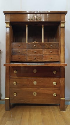 EARLY 19th CENTURY NEOCLASSICAL SECRÉTAIRE IN SOLID WALNUT