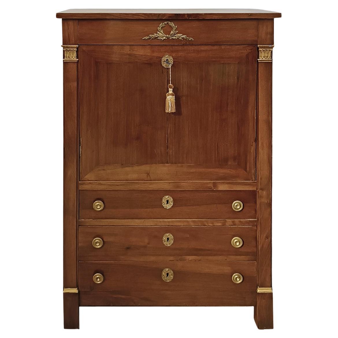 EARLY 19th CENTURY NEOCLASSICAL SECRÉTAIRE IN SOLID WALNUT 