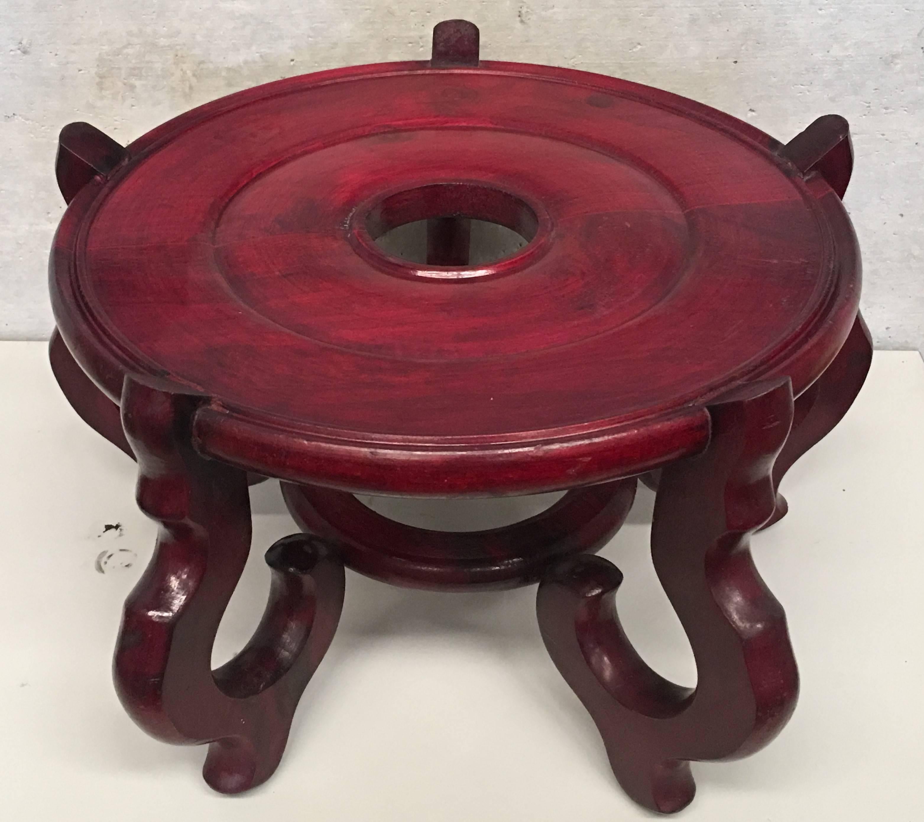 Early 19th century New England carved mahogany planter or vase stand.