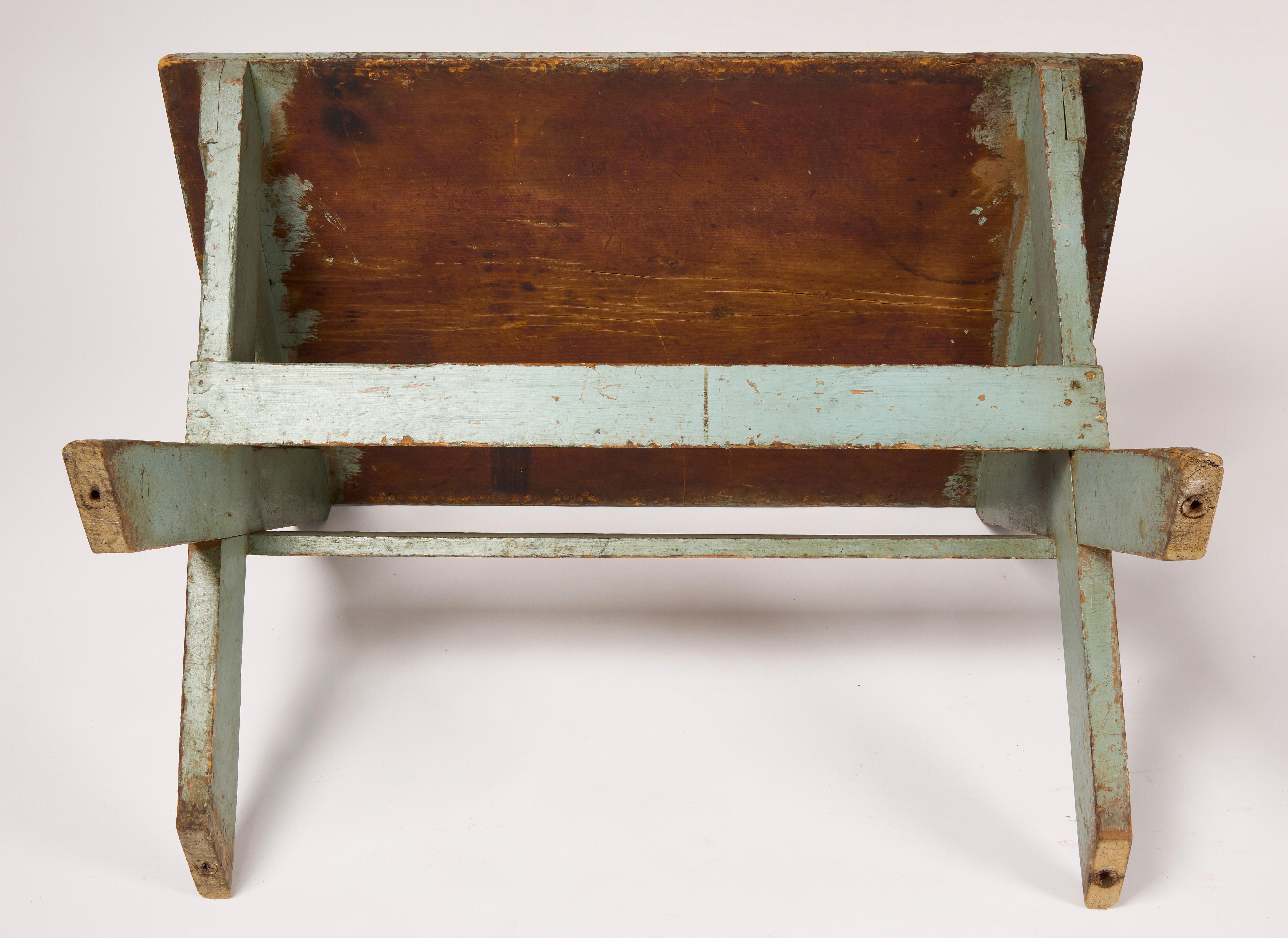 Early 19th Century New England Sawbuck Country Table in Celadon Green Paint In Good Condition In Essex, MA