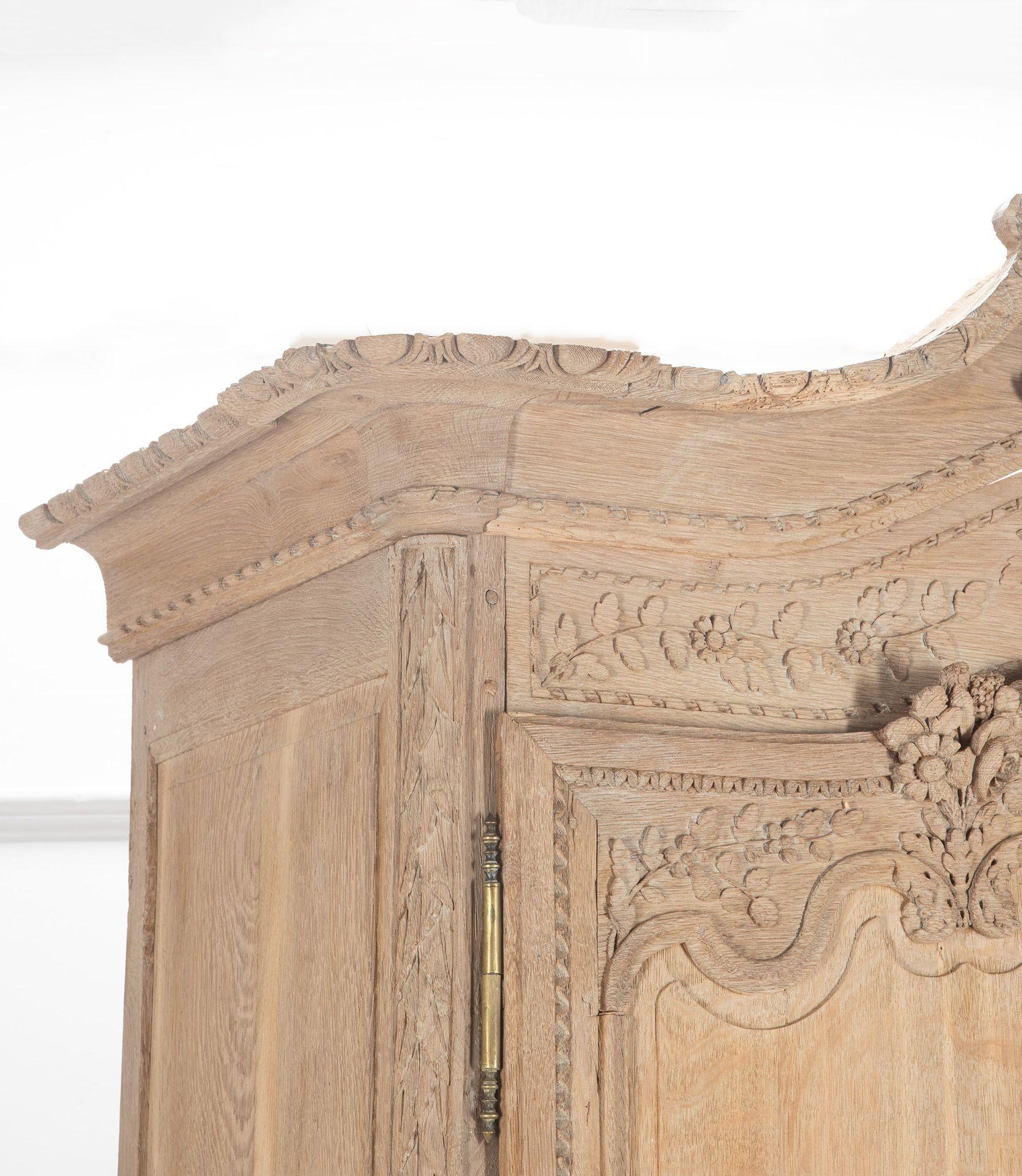 Early 19th Century Normandy Oak Marriage Armoire For Sale 5