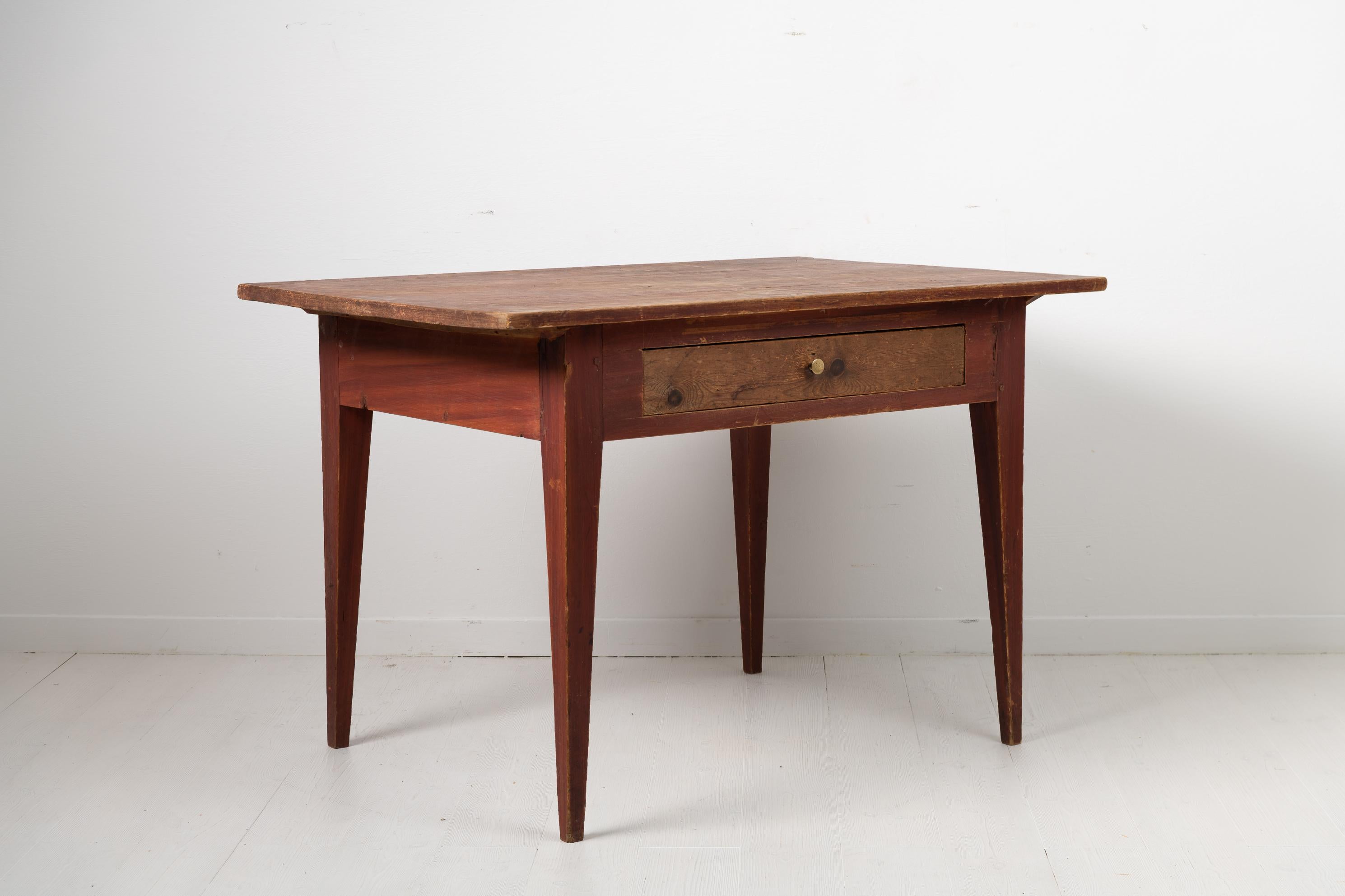 Pine Early 19th Century Northern Swedish Gustavian Country Table For Sale