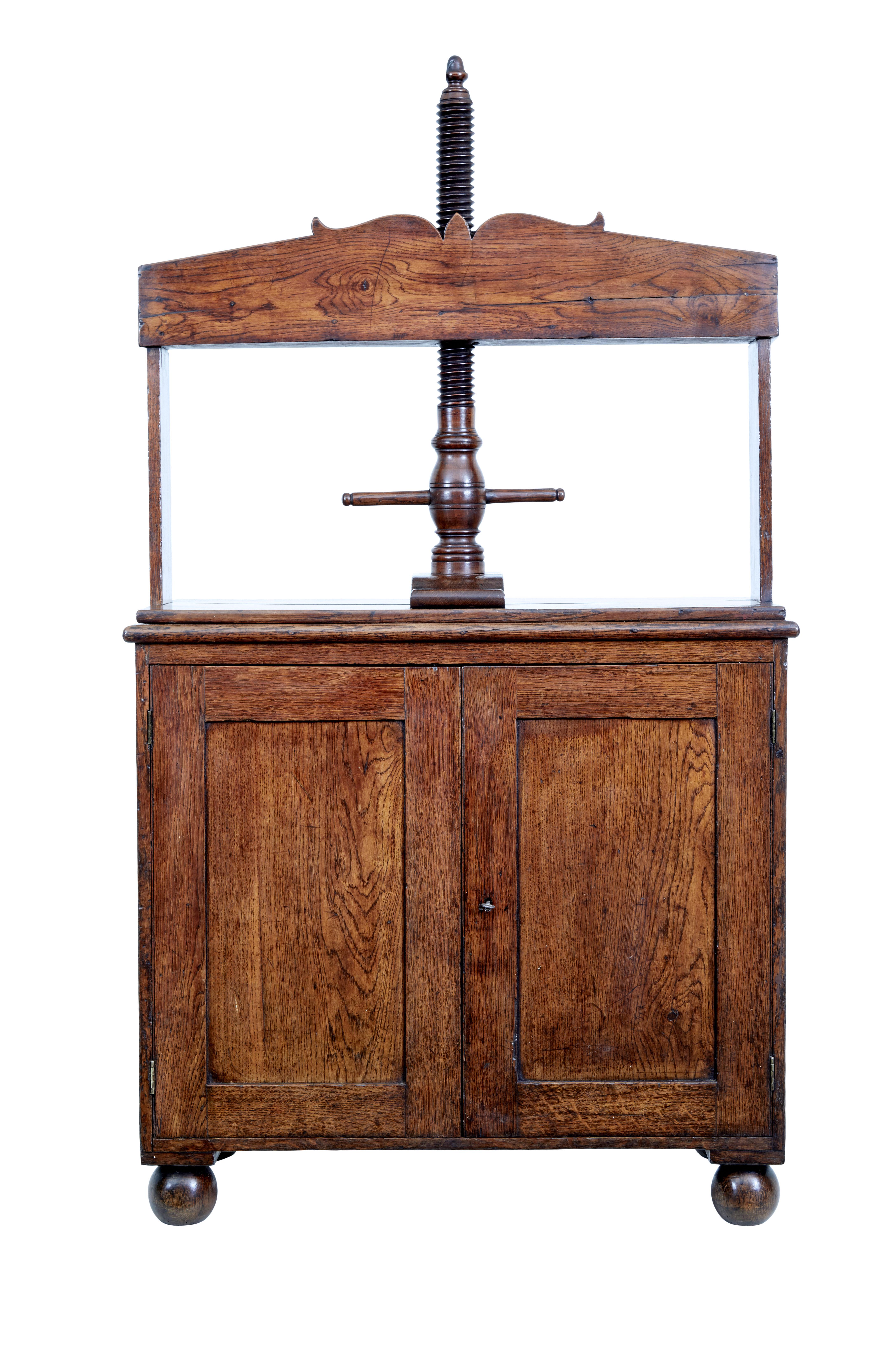 Early 19th Century Oak Book Press Cupboard In Good Condition In Debenham, Suffolk