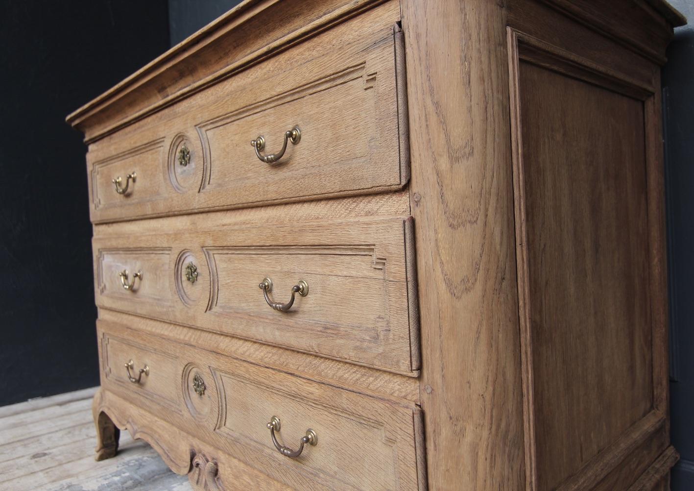 Cassettiera in Oak dell'inizio del XIX secolo in vendita 5