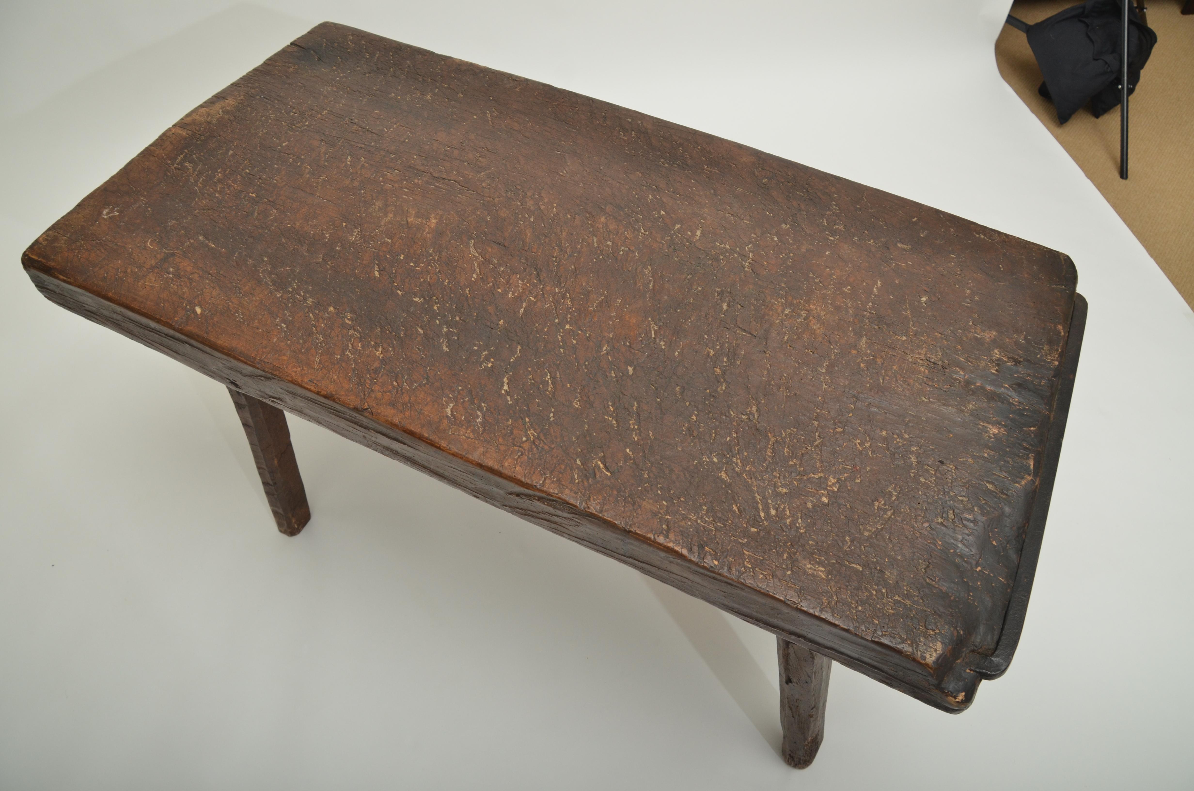 Early 19th Century Oak Coffee Table, Italy, circa 1820 For Sale 3